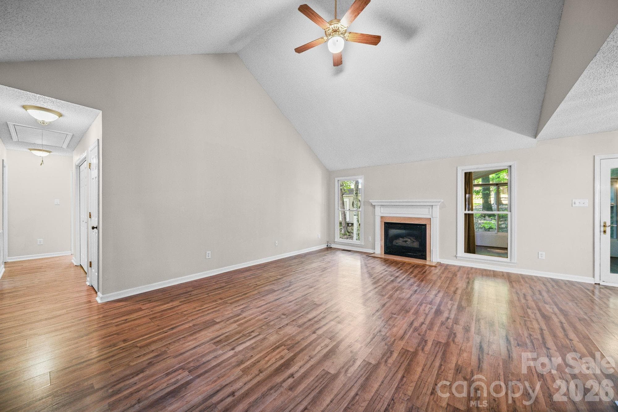 Single Family Residence at 821 Deer Path Place, Mooresville, photo 8 of 35
