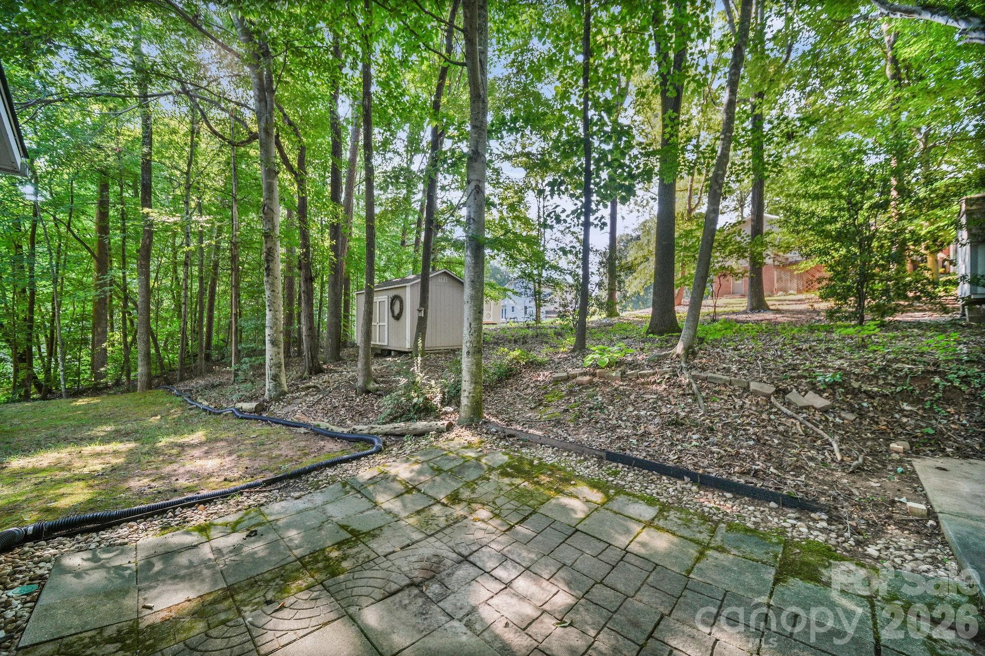 Single Family Residence at 821 Deer Path Place, Mooresville, photo 32 of 35