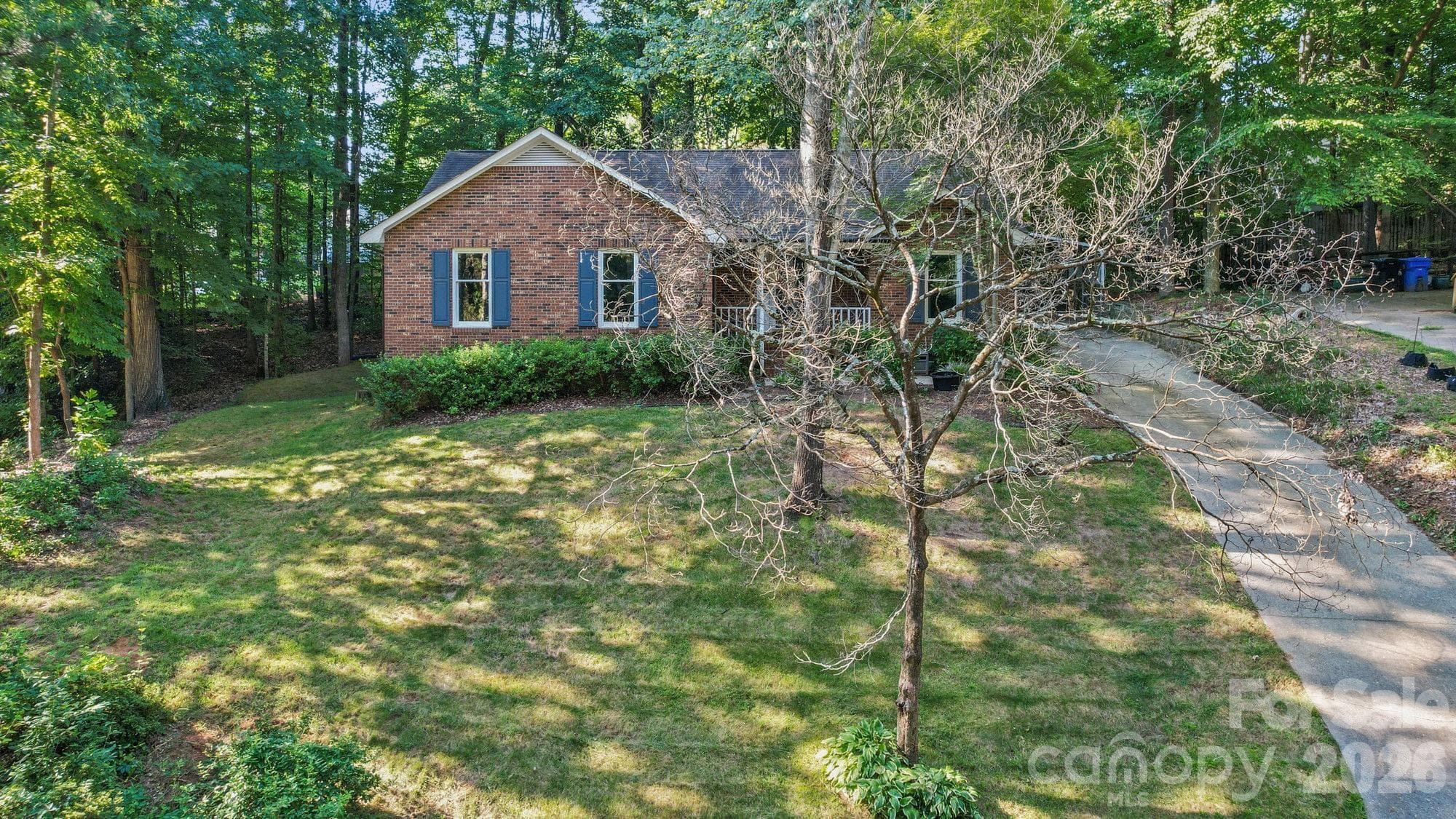 Single Family Residence at 821 Deer Path Place, Mooresville, photo 35 of 35