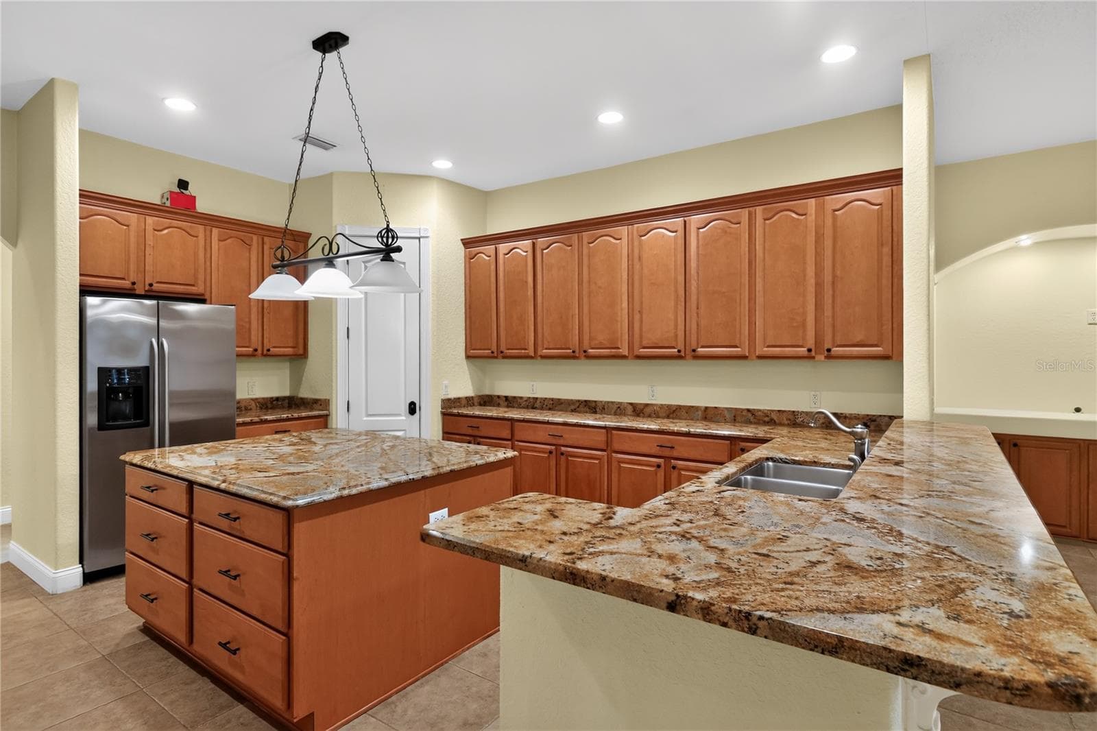 Single Family Residence at 3049 W LAUREL ST, LECANTO, photo 7 of 38