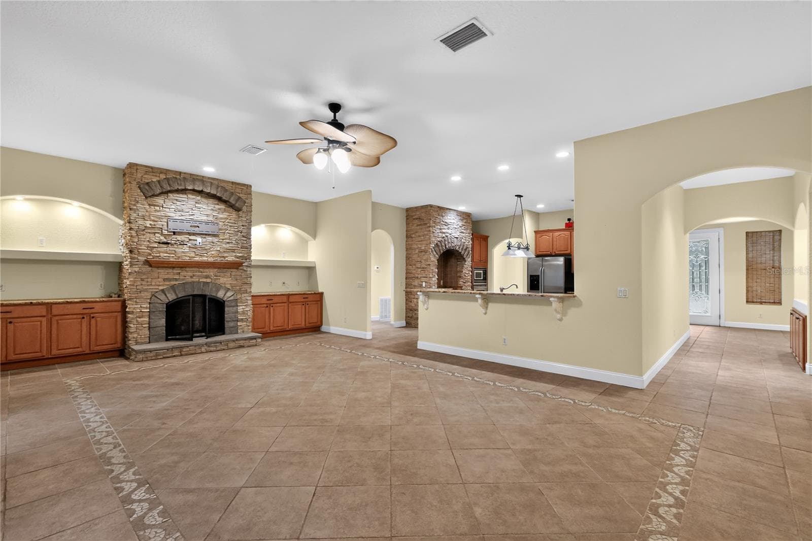 Single Family Residence at 3049 W LAUREL ST, LECANTO, photo 9 of 38