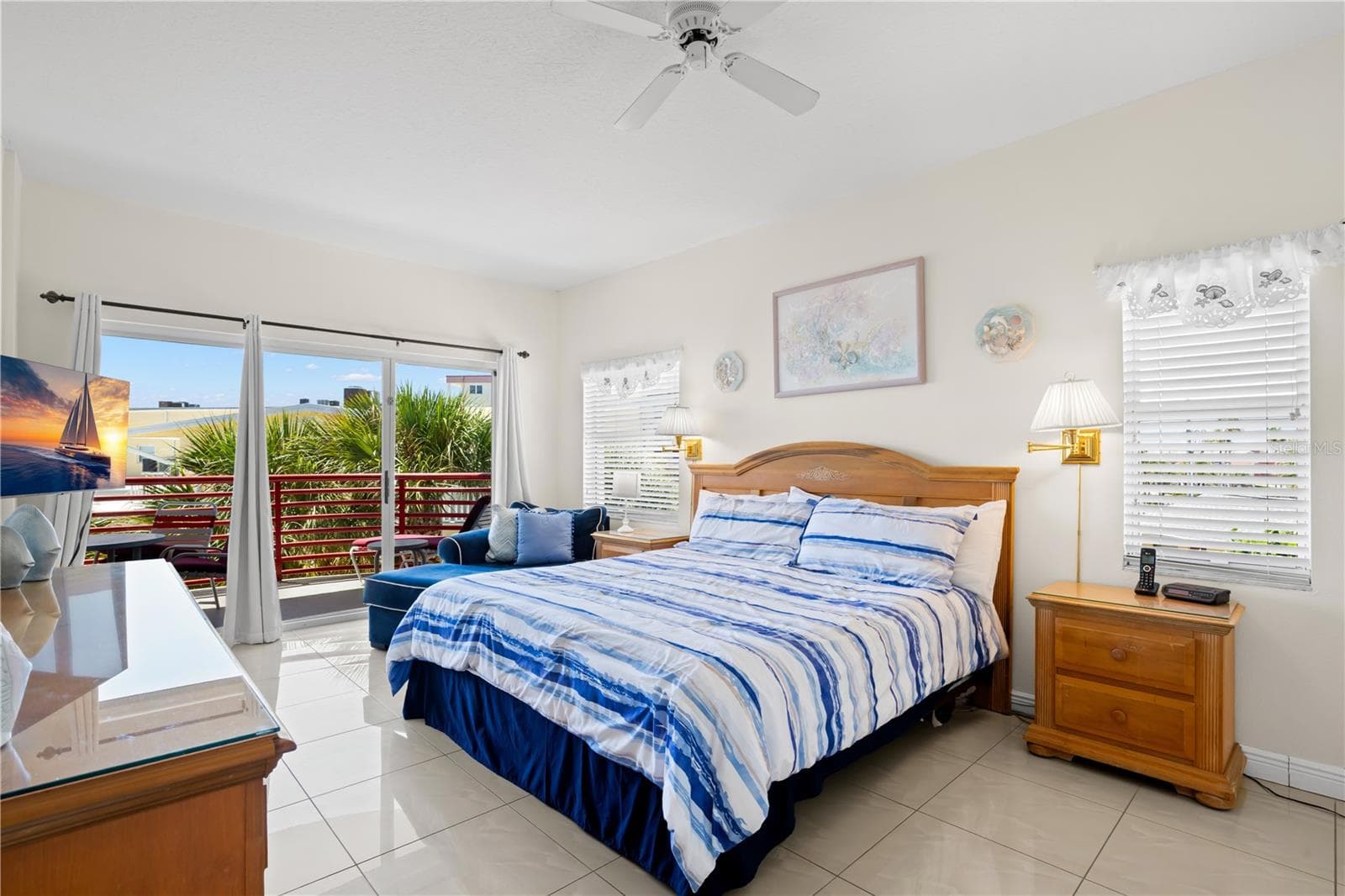 Primary Bedroom - 12935 GULF LN #205, MADEIRA BEACH
