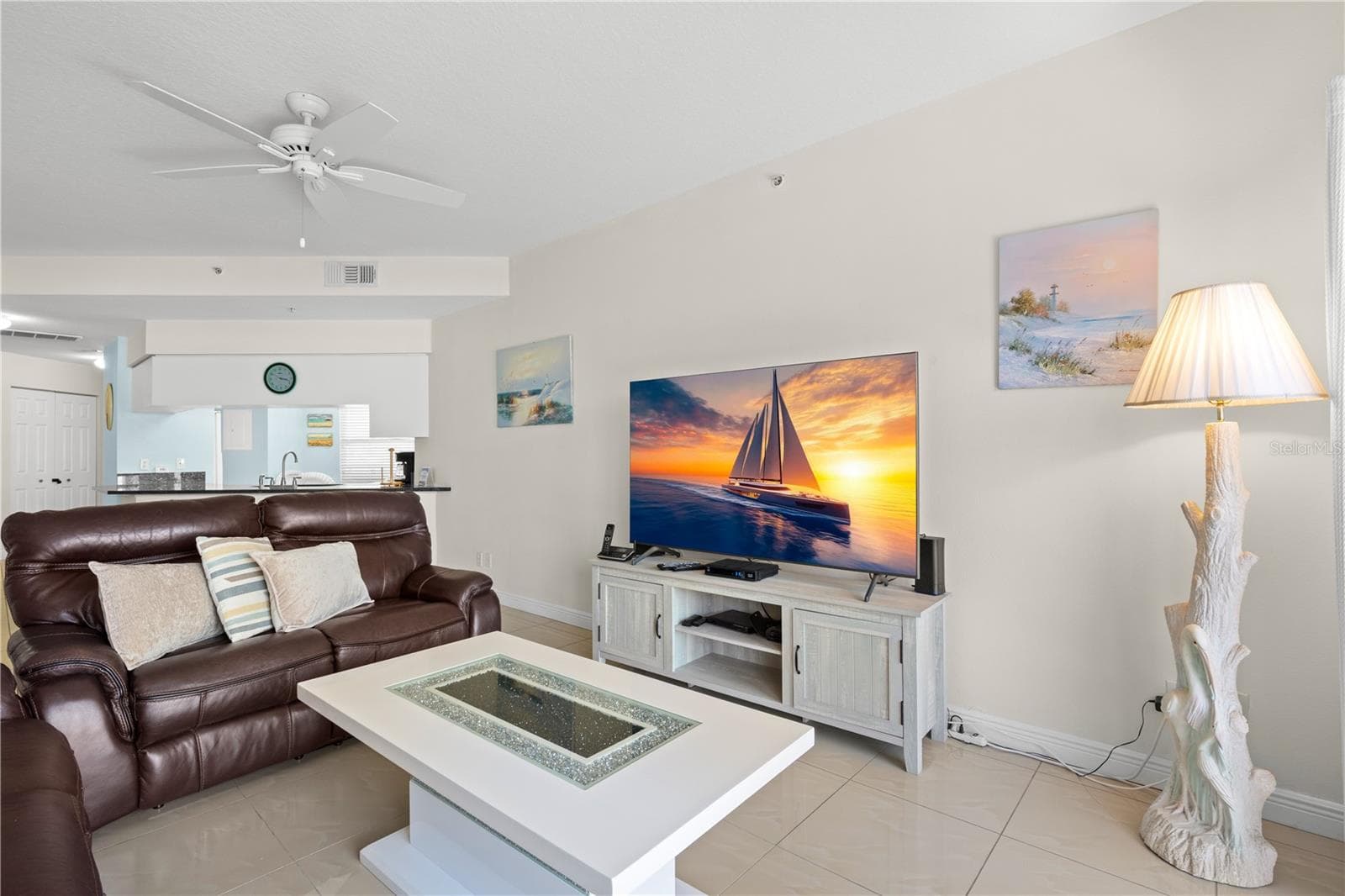 Living Area - 12935 GULF LN #205, MADEIRA BEACH