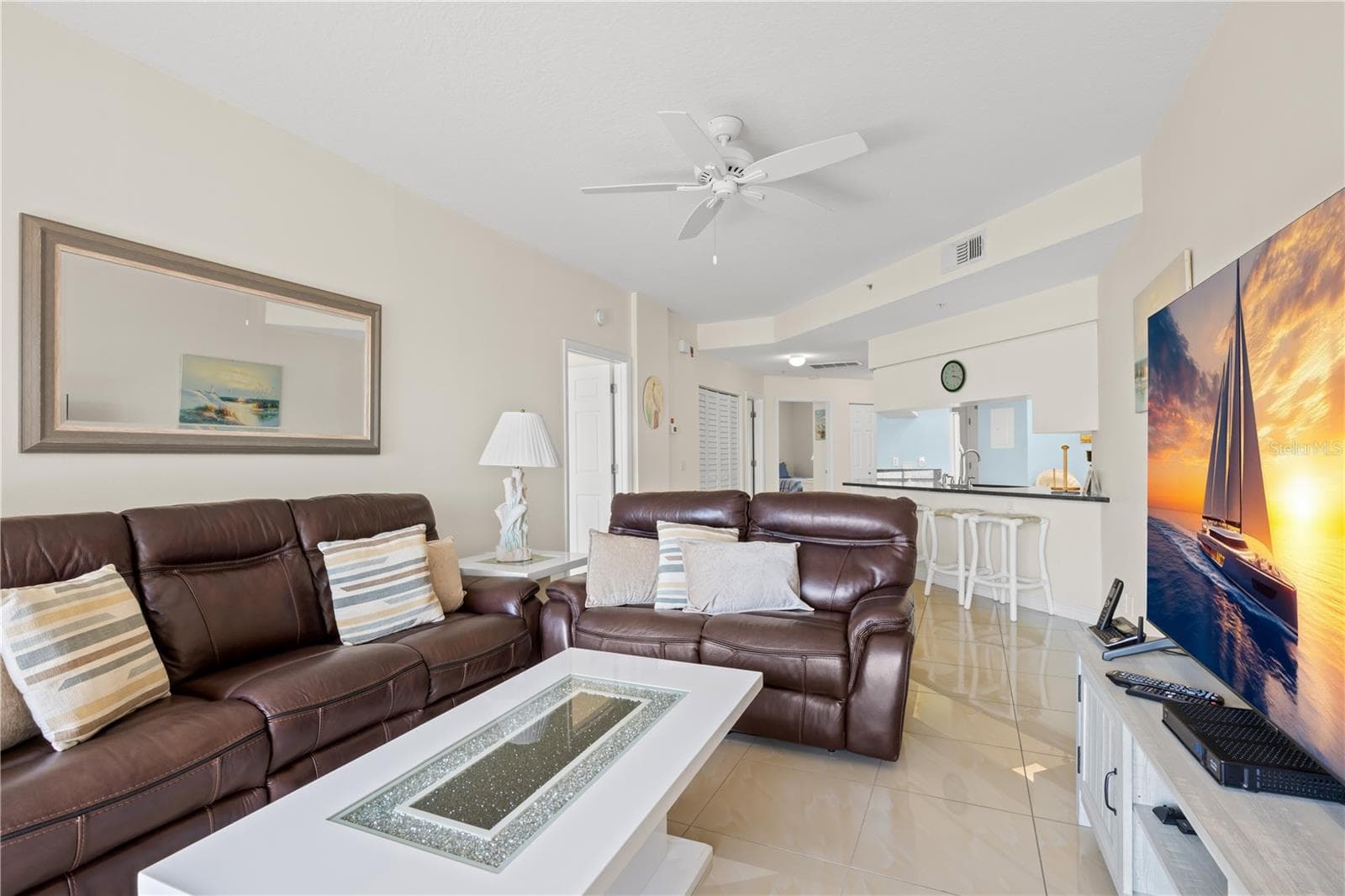 Living Area - 12935 GULF LN #205, MADEIRA BEACH