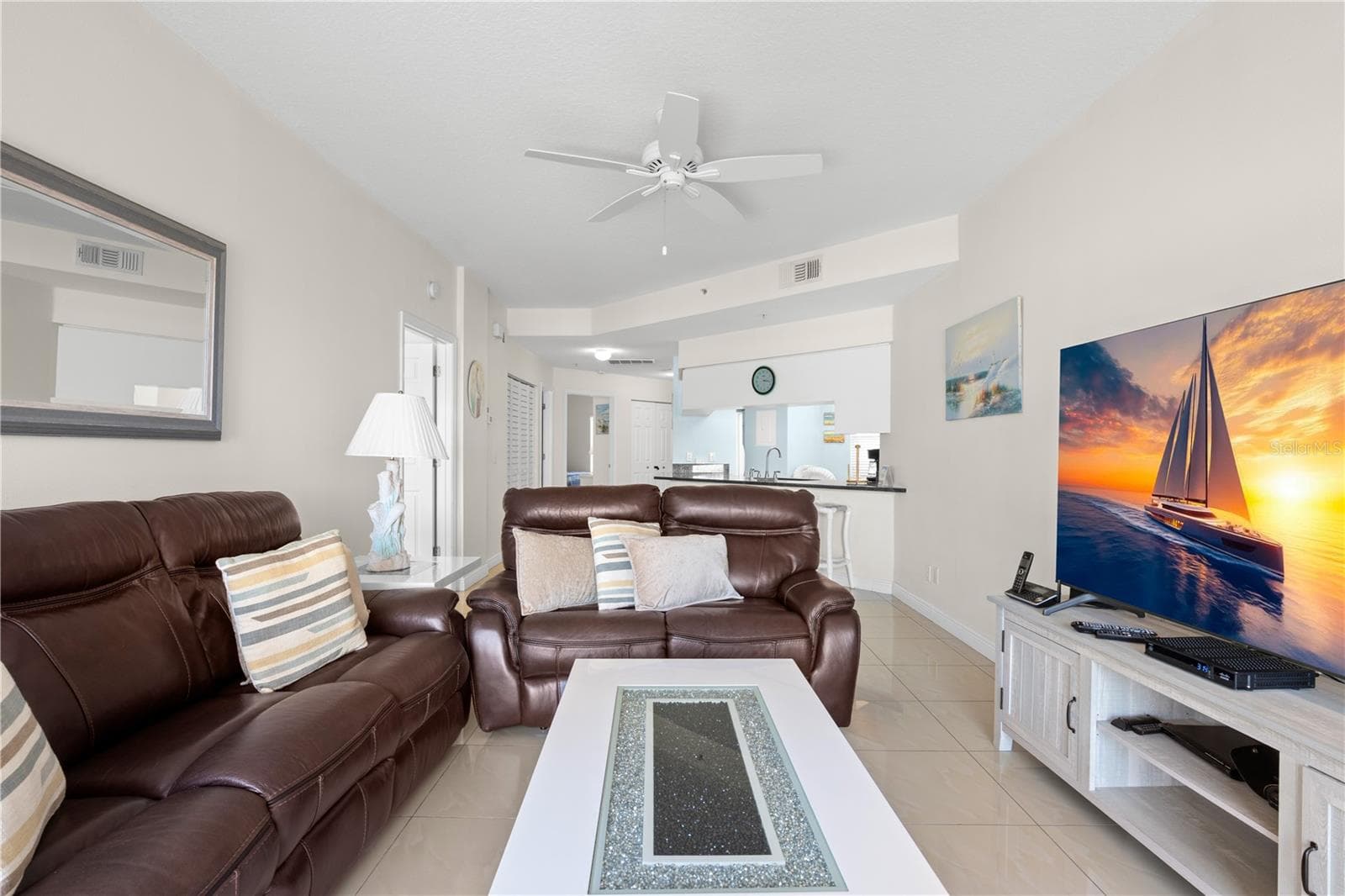 Living Area - 12935 GULF LN #205, MADEIRA BEACH