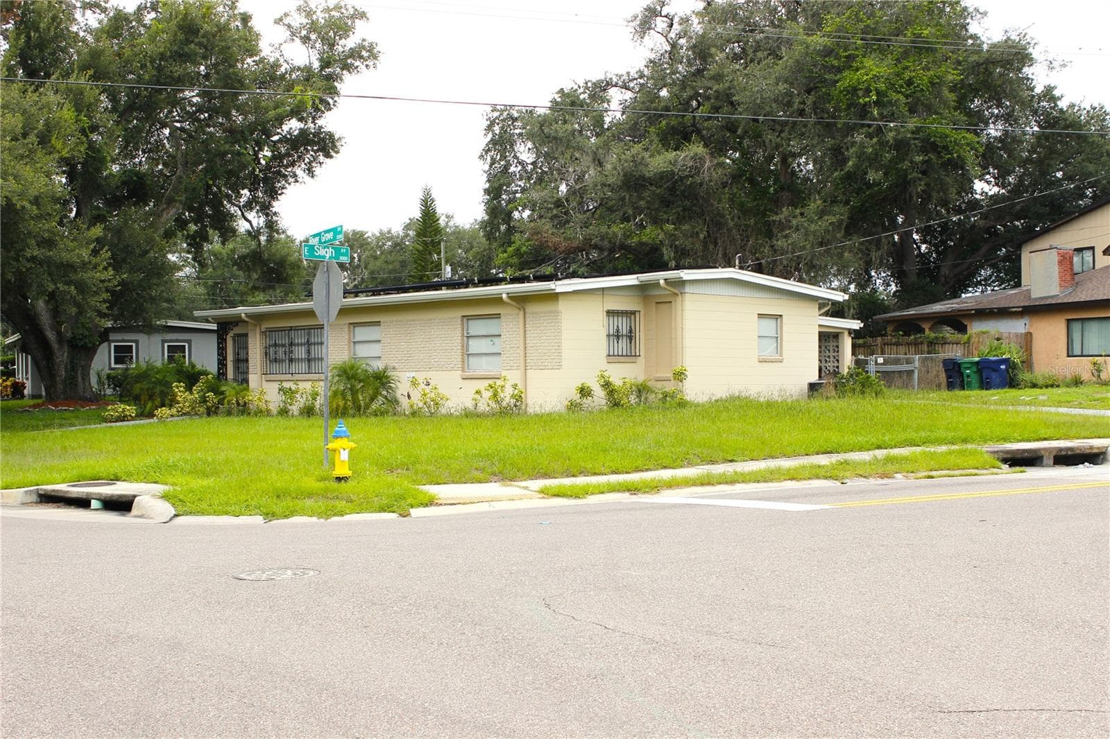 Single Family Residence at 3201 RIVER GROVE DR, TAMPA, photo 3 of 82
