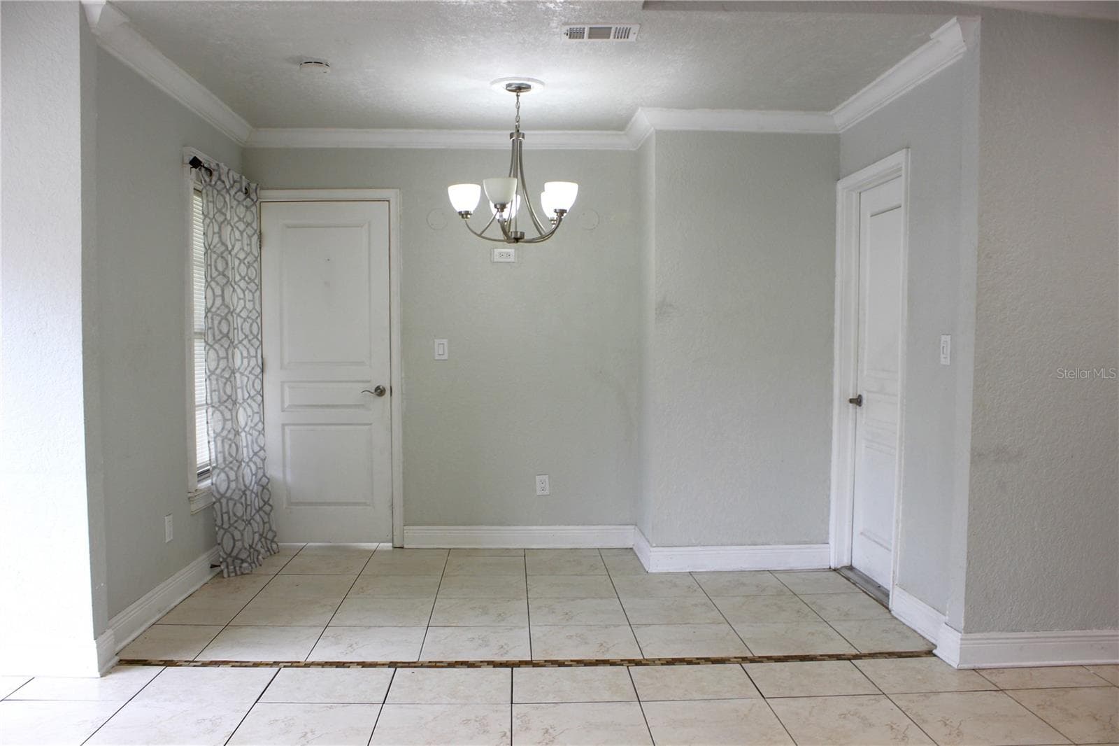 Single Family Residence at 3201 RIVER GROVE DR, TAMPA, photo 8 of 82