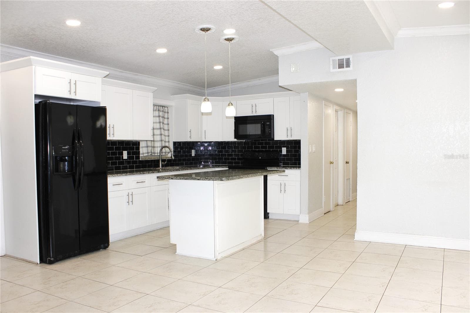Single Family Residence at 3201 RIVER GROVE DR, TAMPA, photo 17 of 82