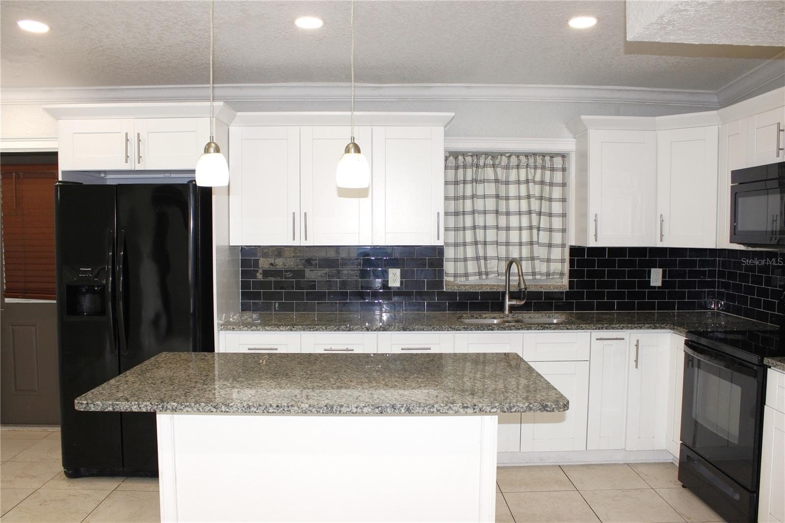 Single Family Residence at 3201 RIVER GROVE DR, TAMPA, photo 22 of 82