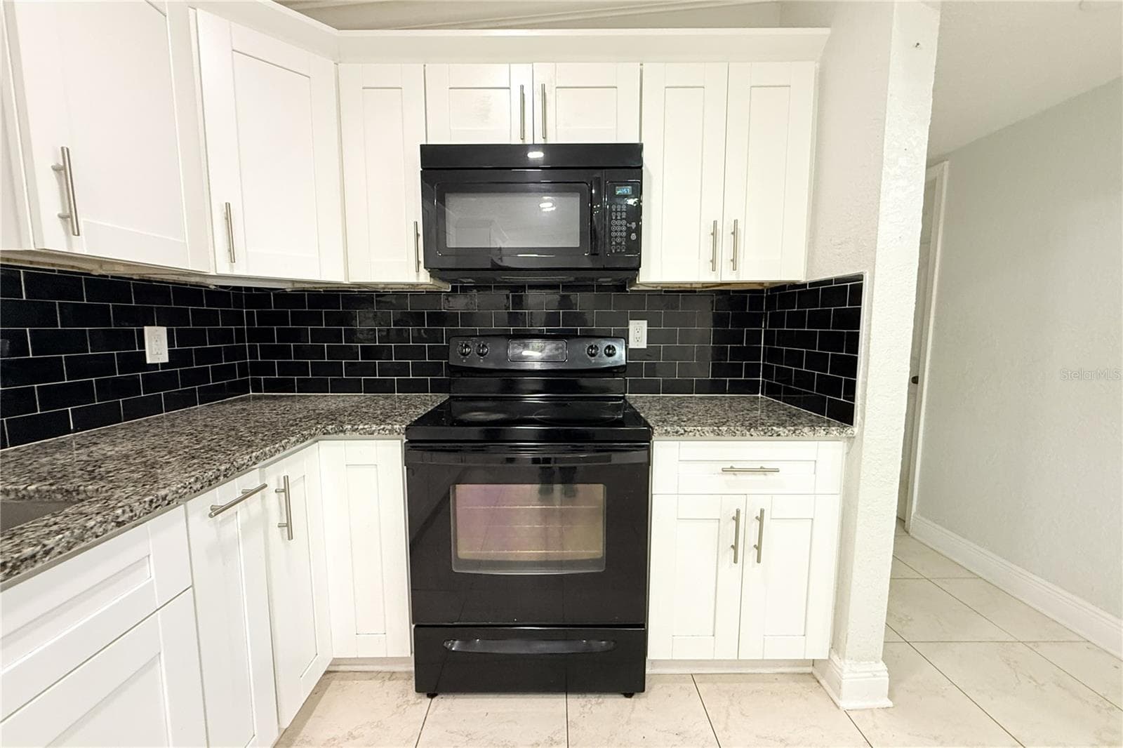 Single Family Residence at 3201 RIVER GROVE DR, TAMPA, photo 32 of 82