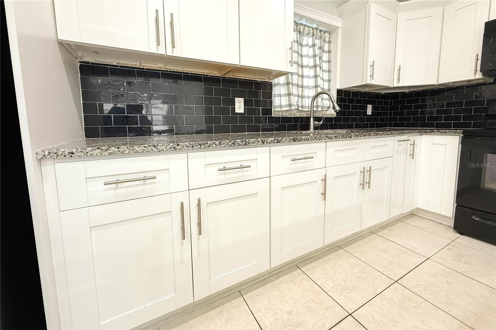 Single Family Residence at 3201 RIVER GROVE DR, TAMPA, photo 33 of 82