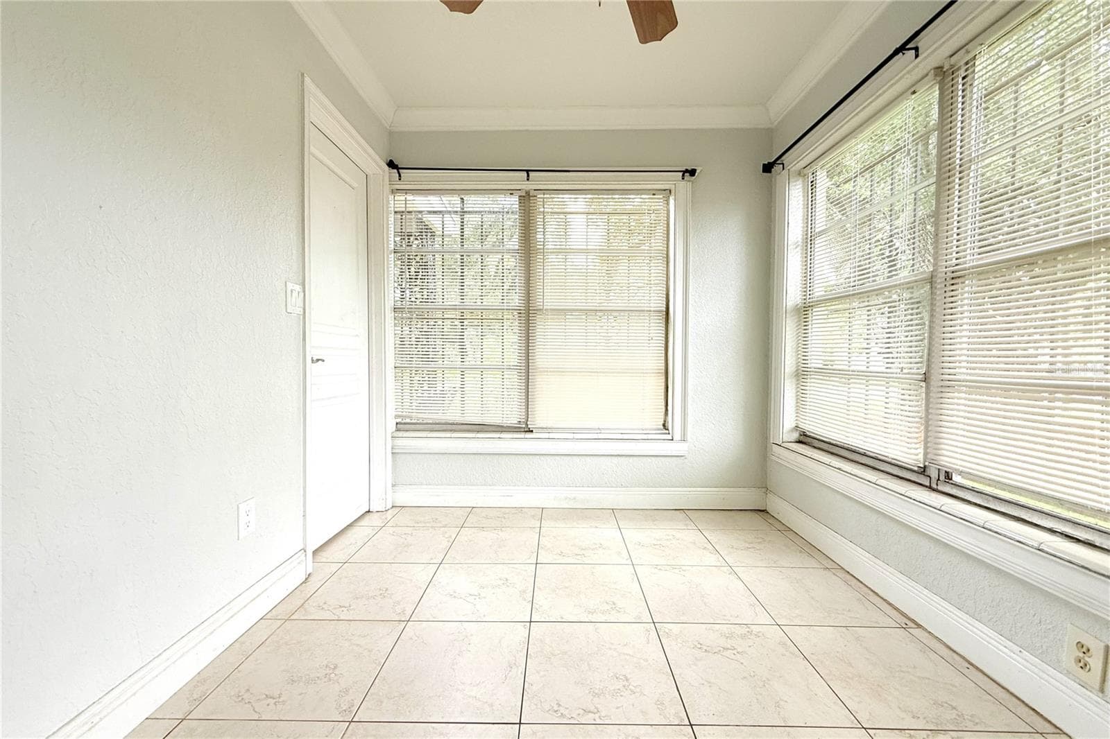Single Family Residence at 3201 RIVER GROVE DR, TAMPA, photo 37 of 82