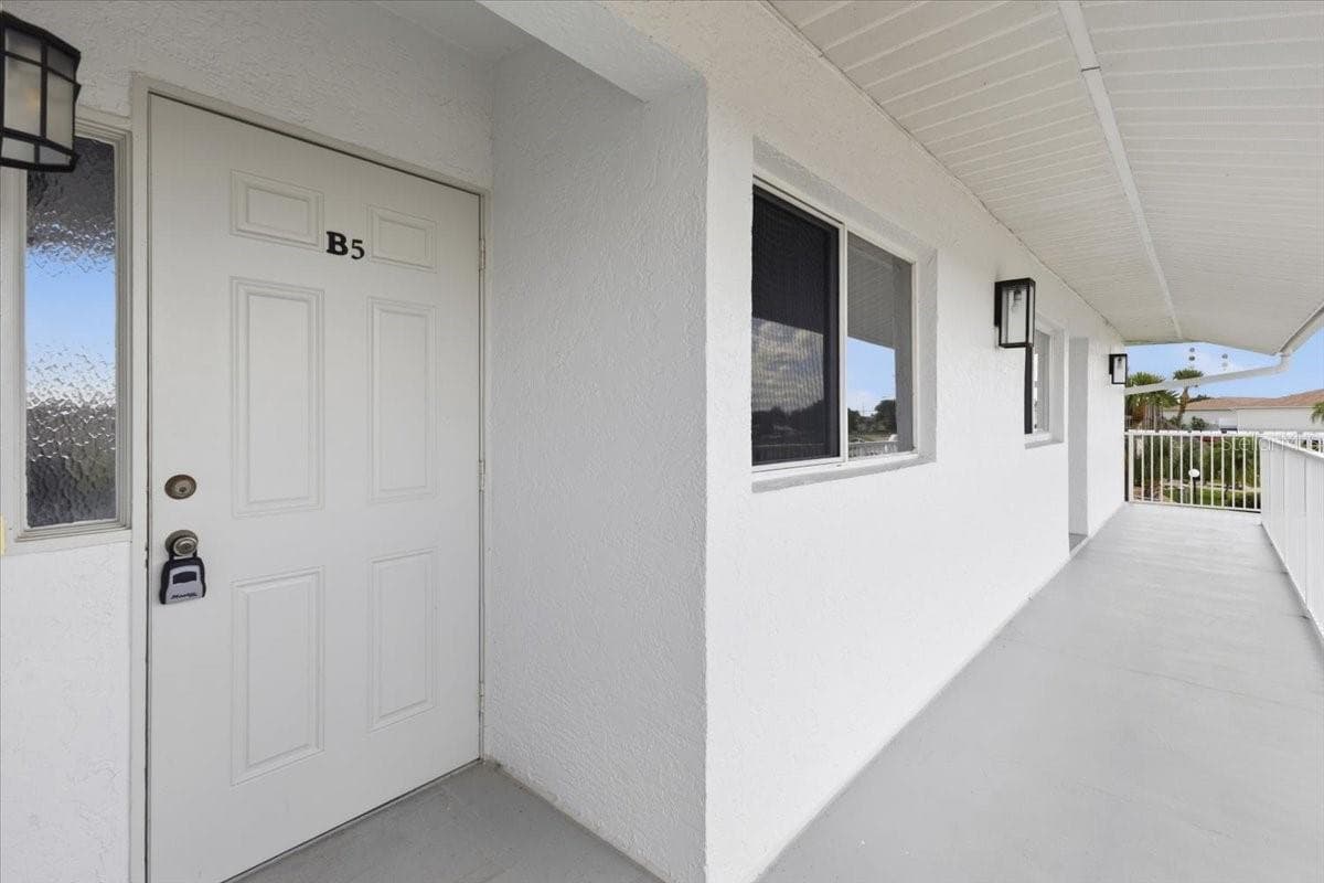 Condominium at 26316 NADIR RD #B5, PUNTA GORDA, photo 4 of 34