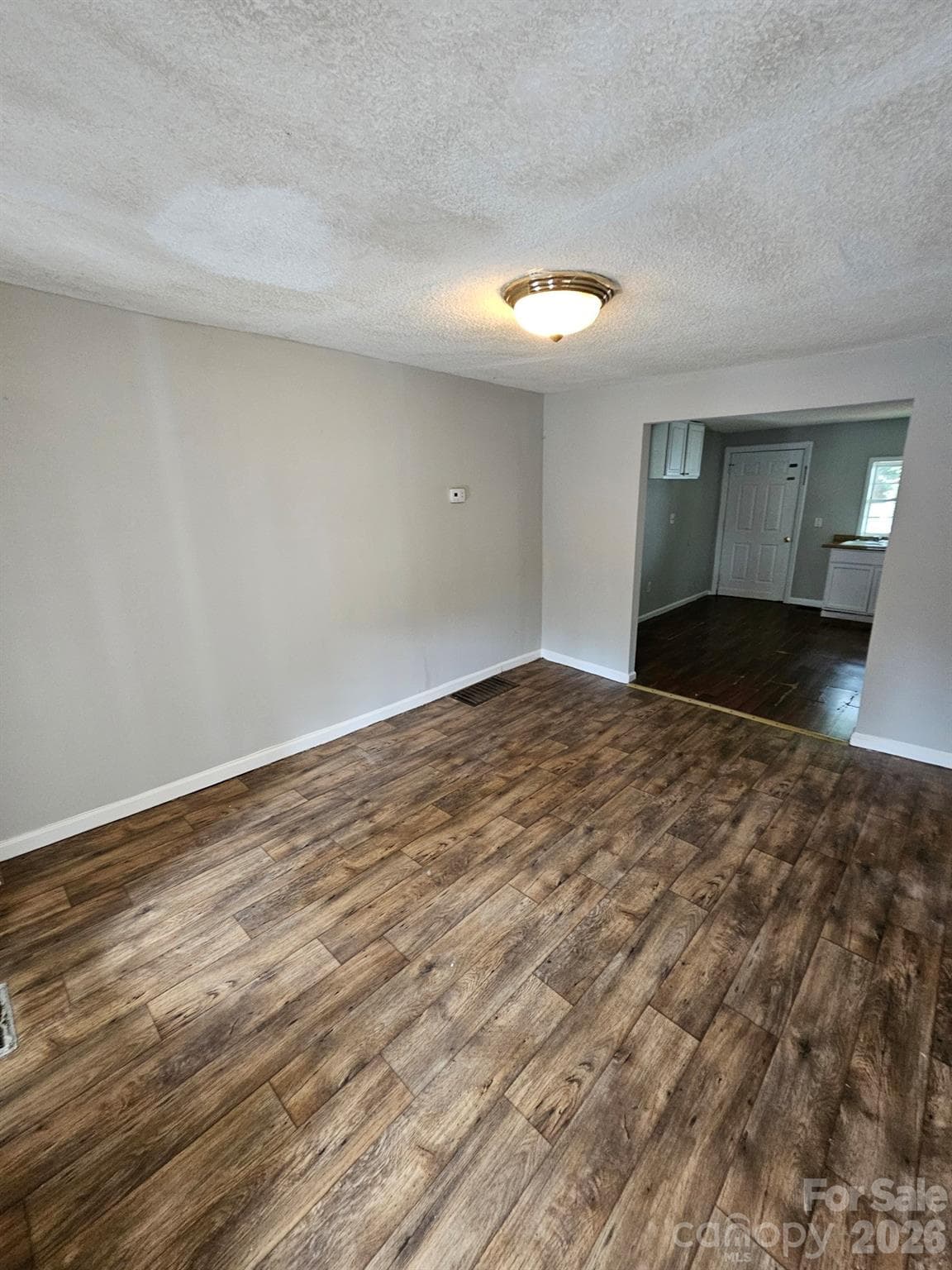 Single Family Residence at 152 Winecoff Avenue NW, Concord, photo 2 of 10