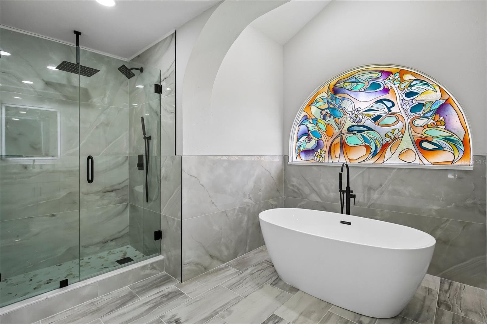 Primary Bath - 3093 CREST DR, CLEARWATER