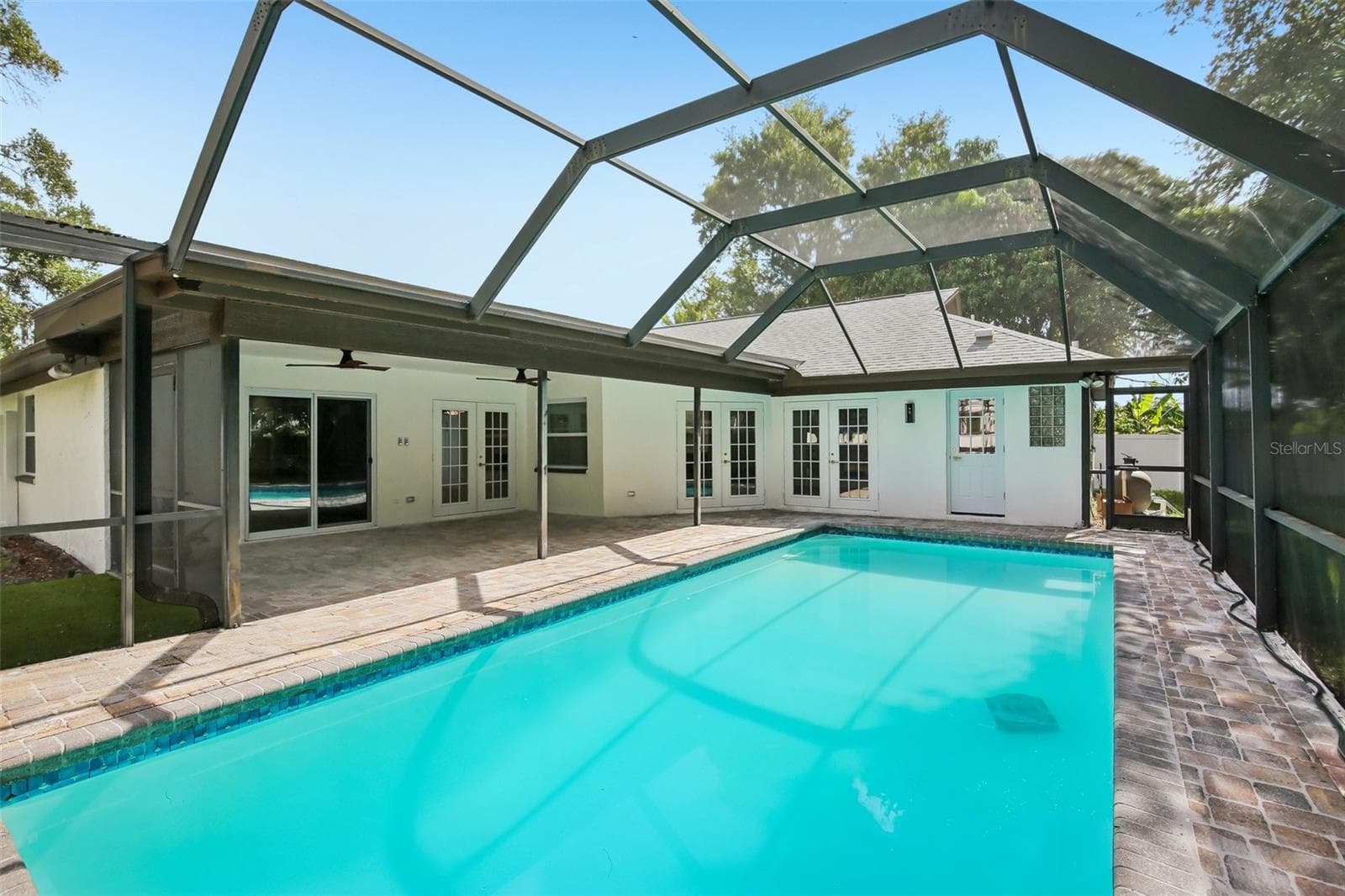 Screened Pool & Patio - 3093 CREST DR, CLEARWATER