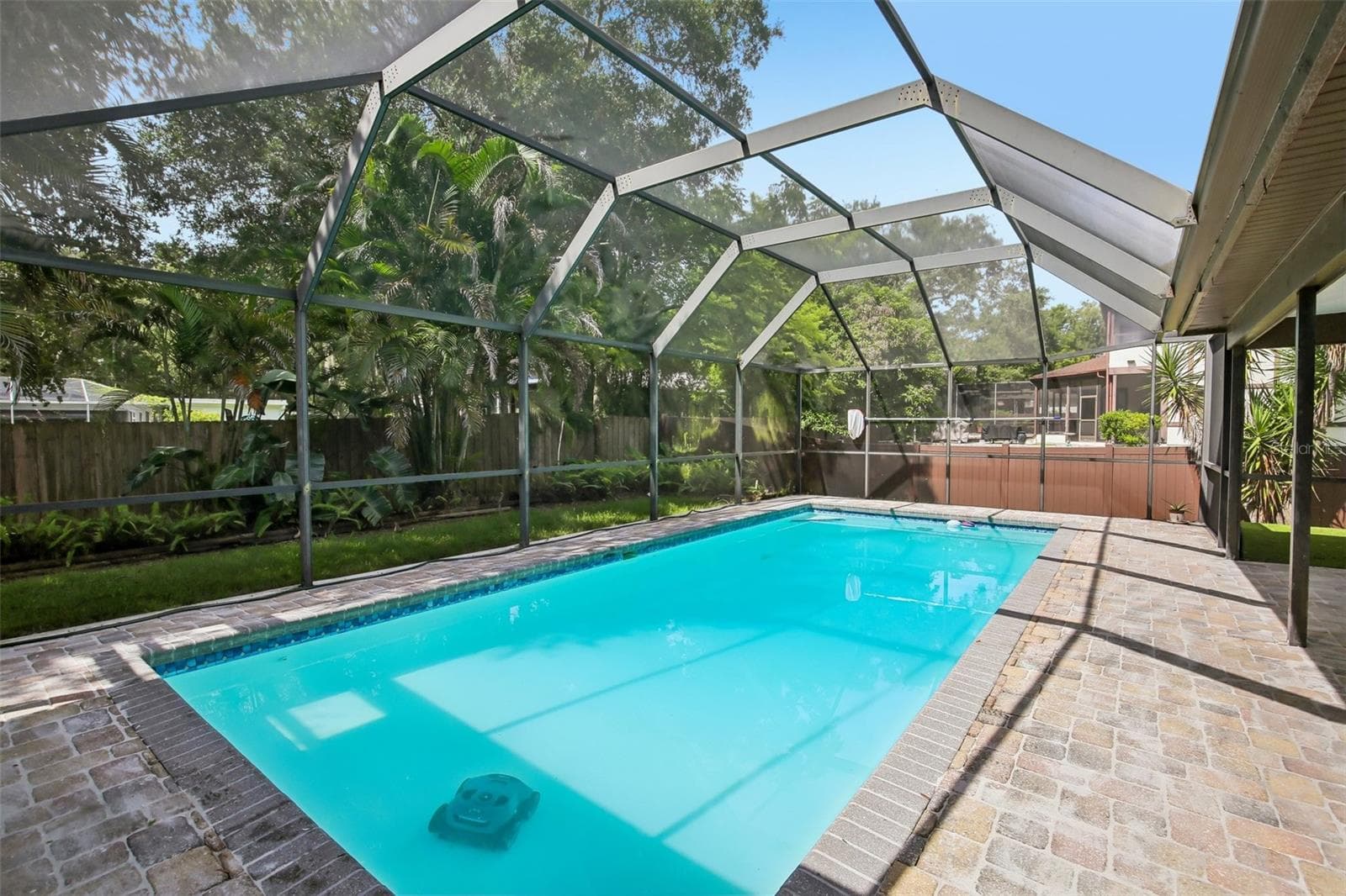 Screened Pool & Patio - 3093 CREST DR, CLEARWATER