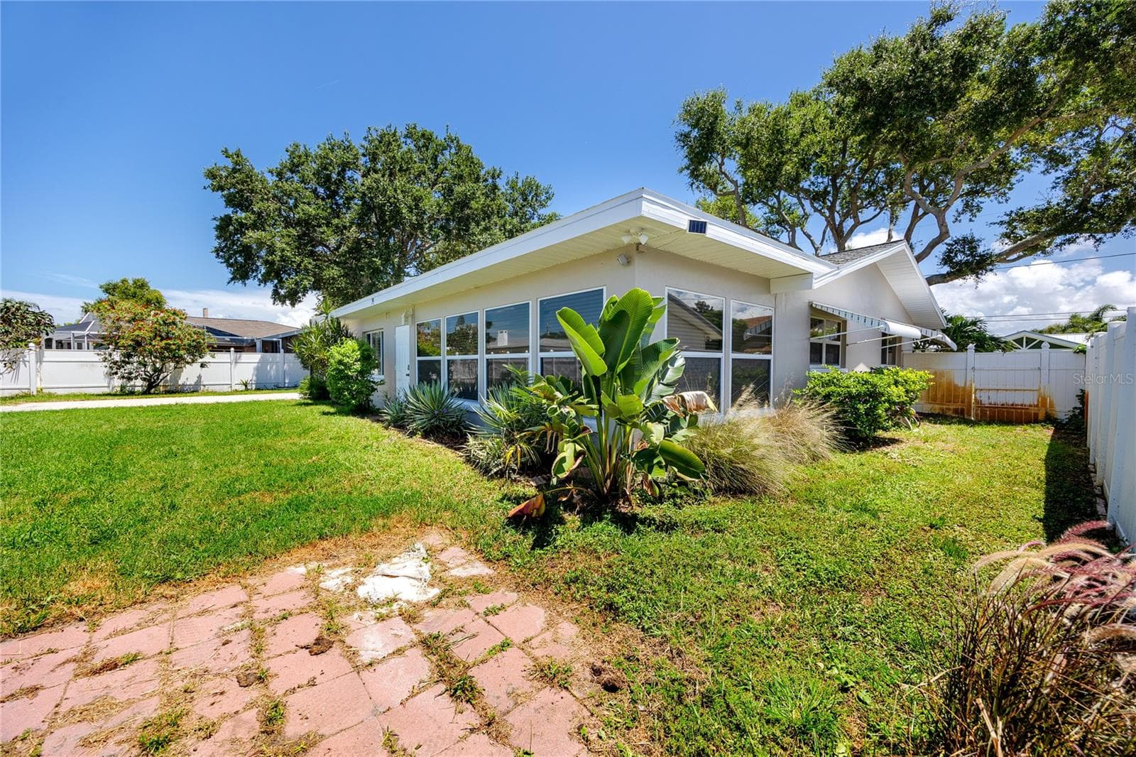 Single Family Residence at 1744 HARBOR CIR E, LARGO, photo 37 of 39