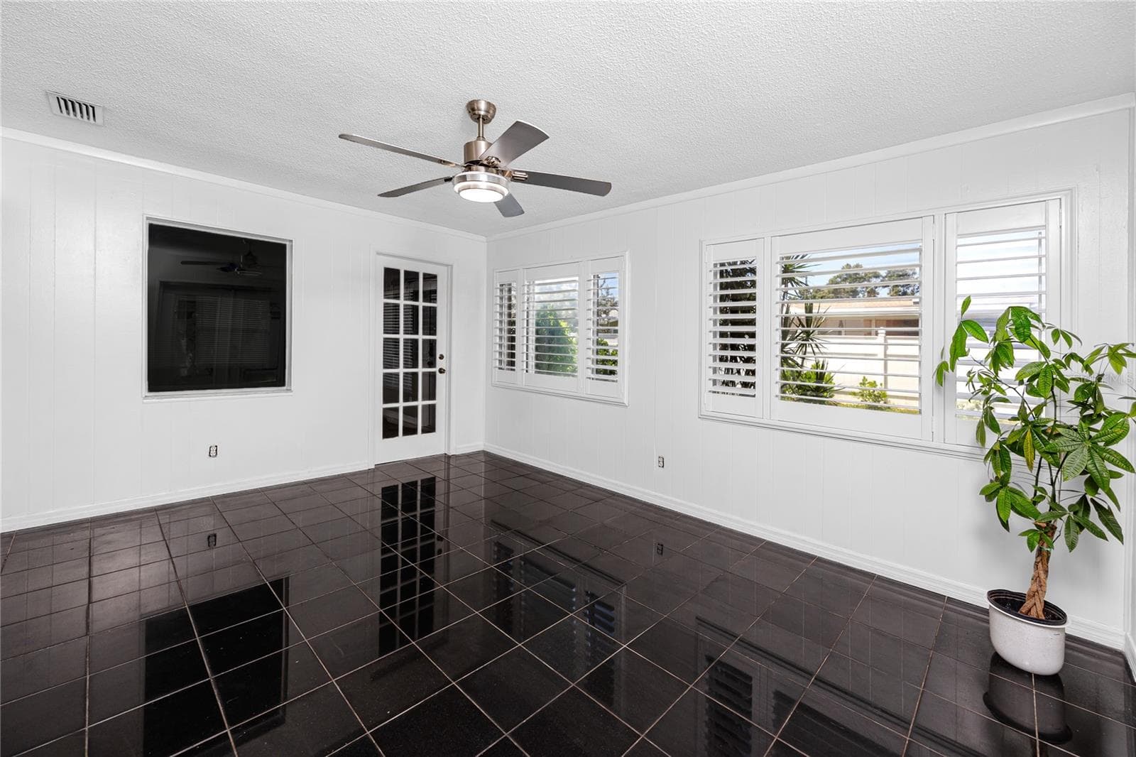 Single Family Residence at 1744 HARBOR CIR E, LARGO, photo 23 of 39
