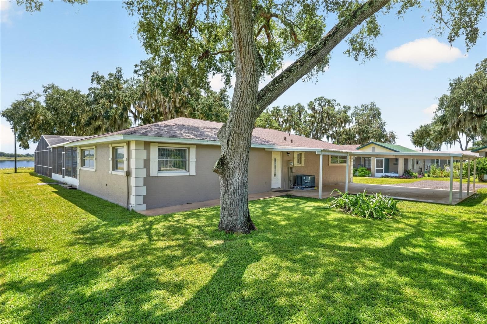Single Family Residence at 2489 N LAKEFRONT DR, HERNANDO, photo 19 of 95