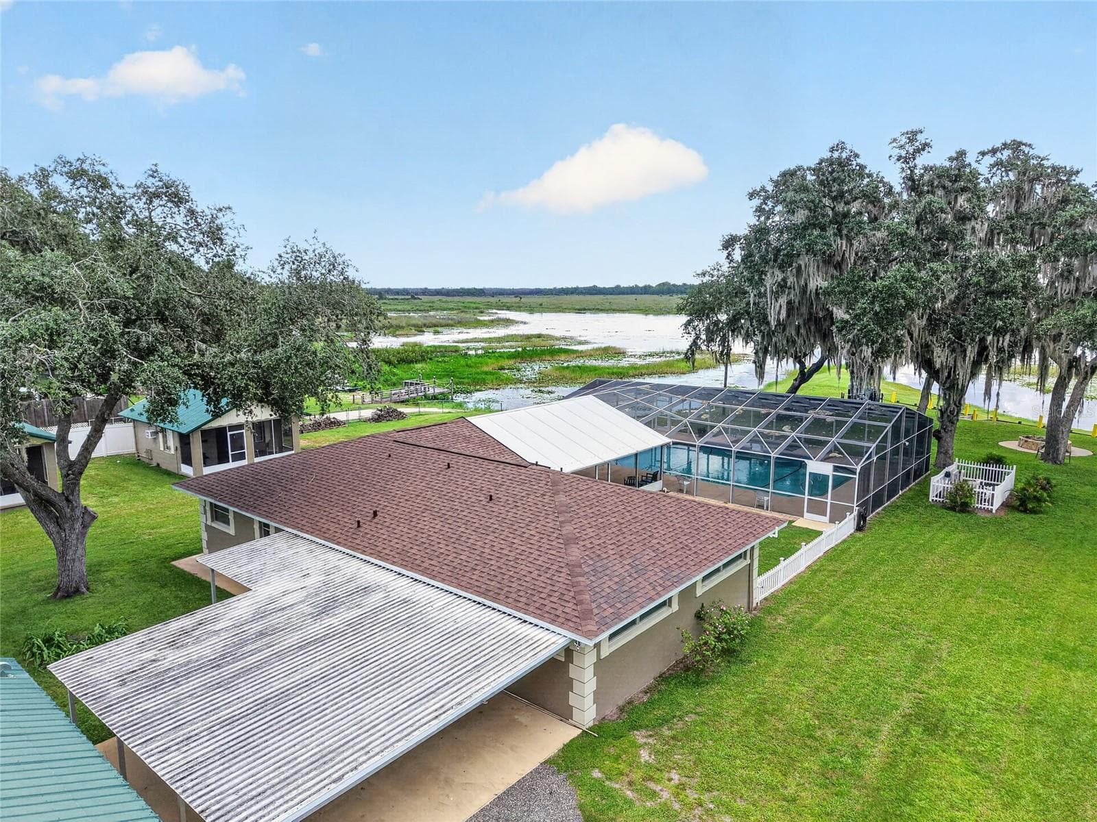 Single Family Residence at 2489 N LAKEFRONT DR, HERNANDO, photo 20 of 95