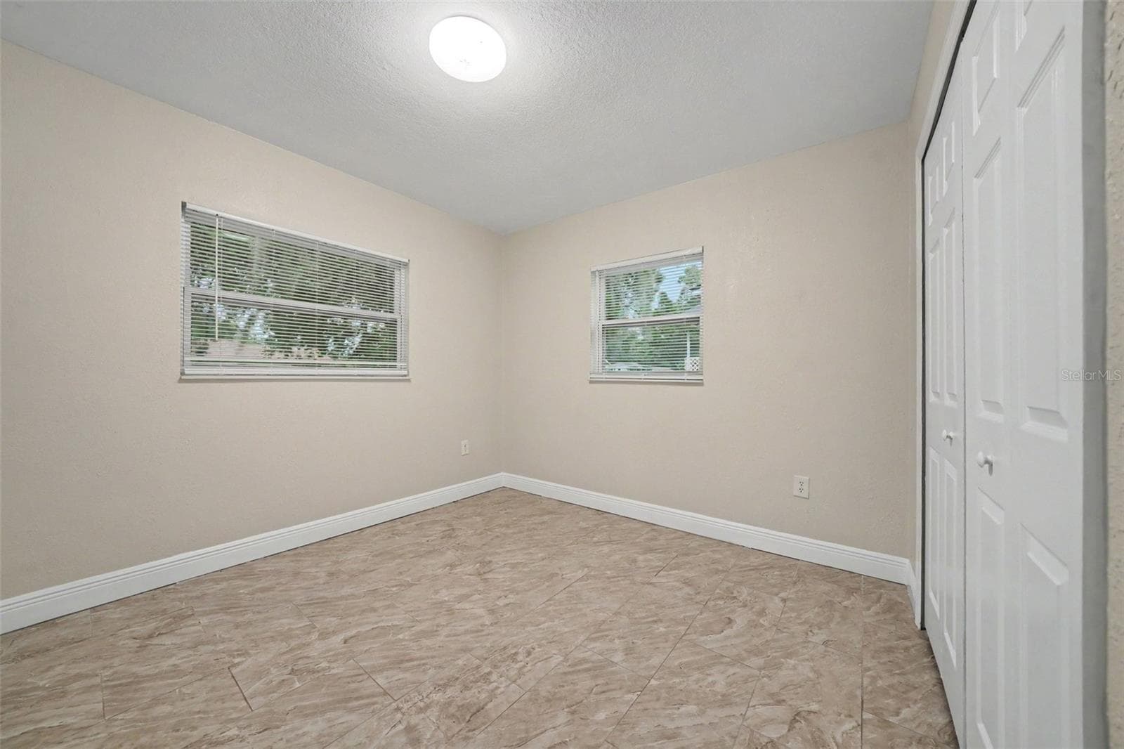 Single Family Residence at 1339 E JACKSON AVE, MOUNT DORA, photo 15 of 21