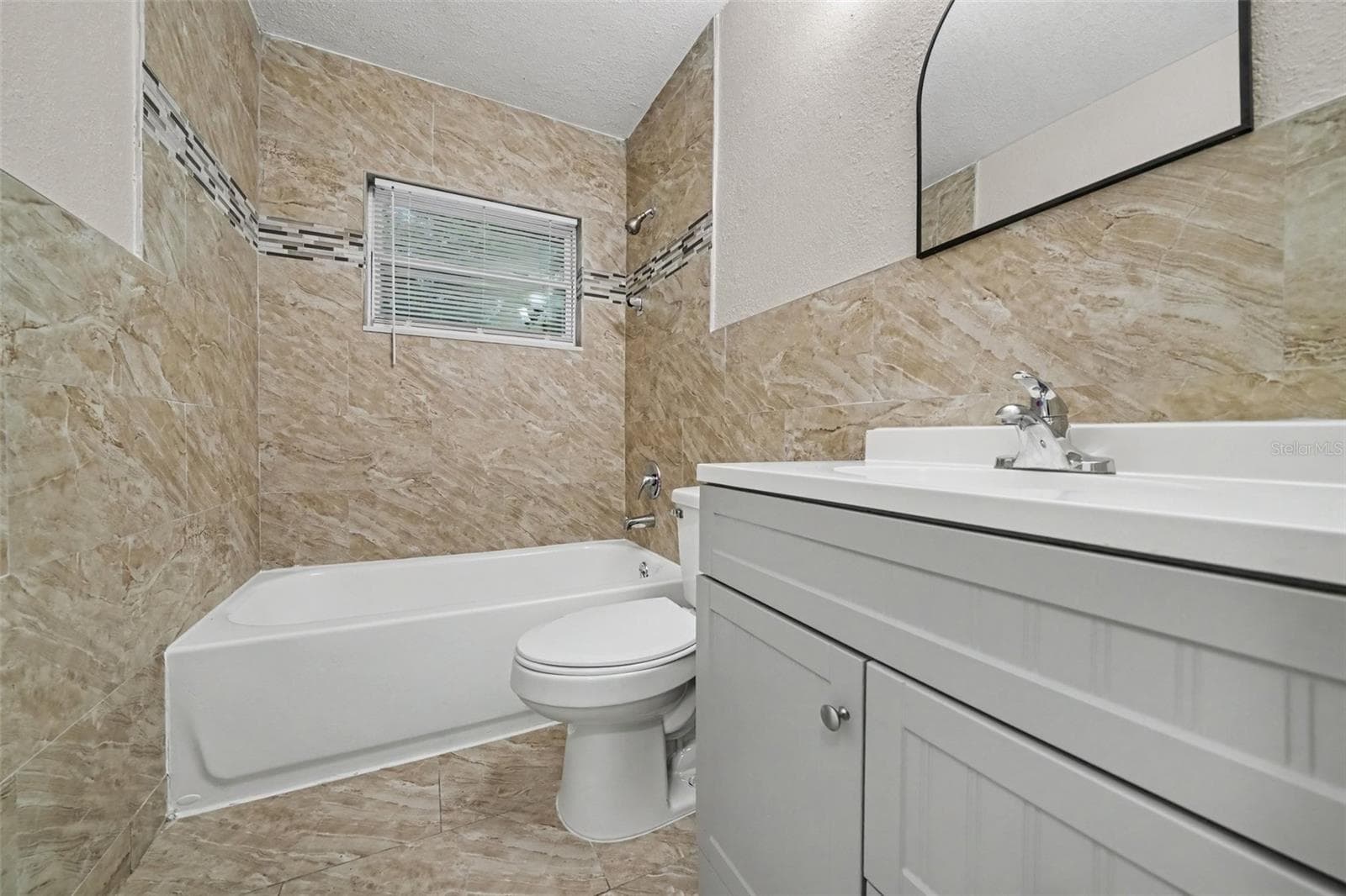 Single Family Residence at 1339 E JACKSON AVE, MOUNT DORA, photo 19 of 21