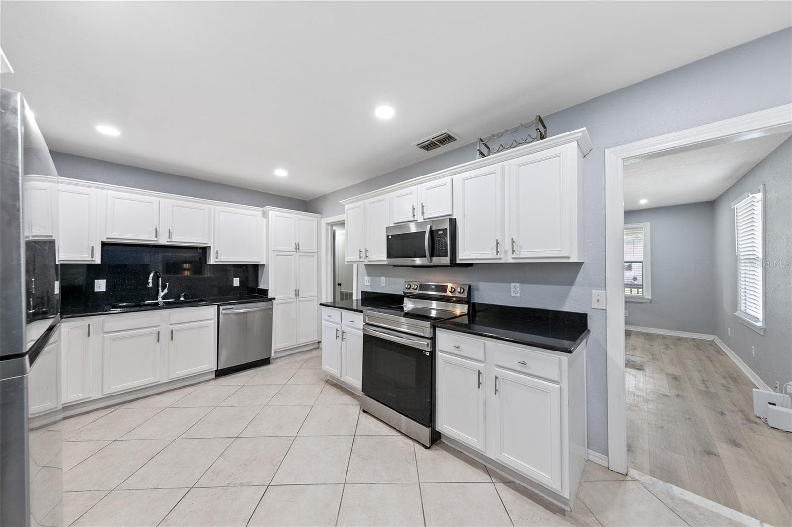 Single Family Residence at 3861 GALICIA RD, JACKSONVILLE, photo 8 of 41