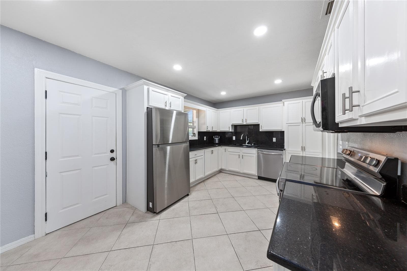 Single Family Residence at 3861 GALICIA RD, JACKSONVILLE, photo 9 of 41