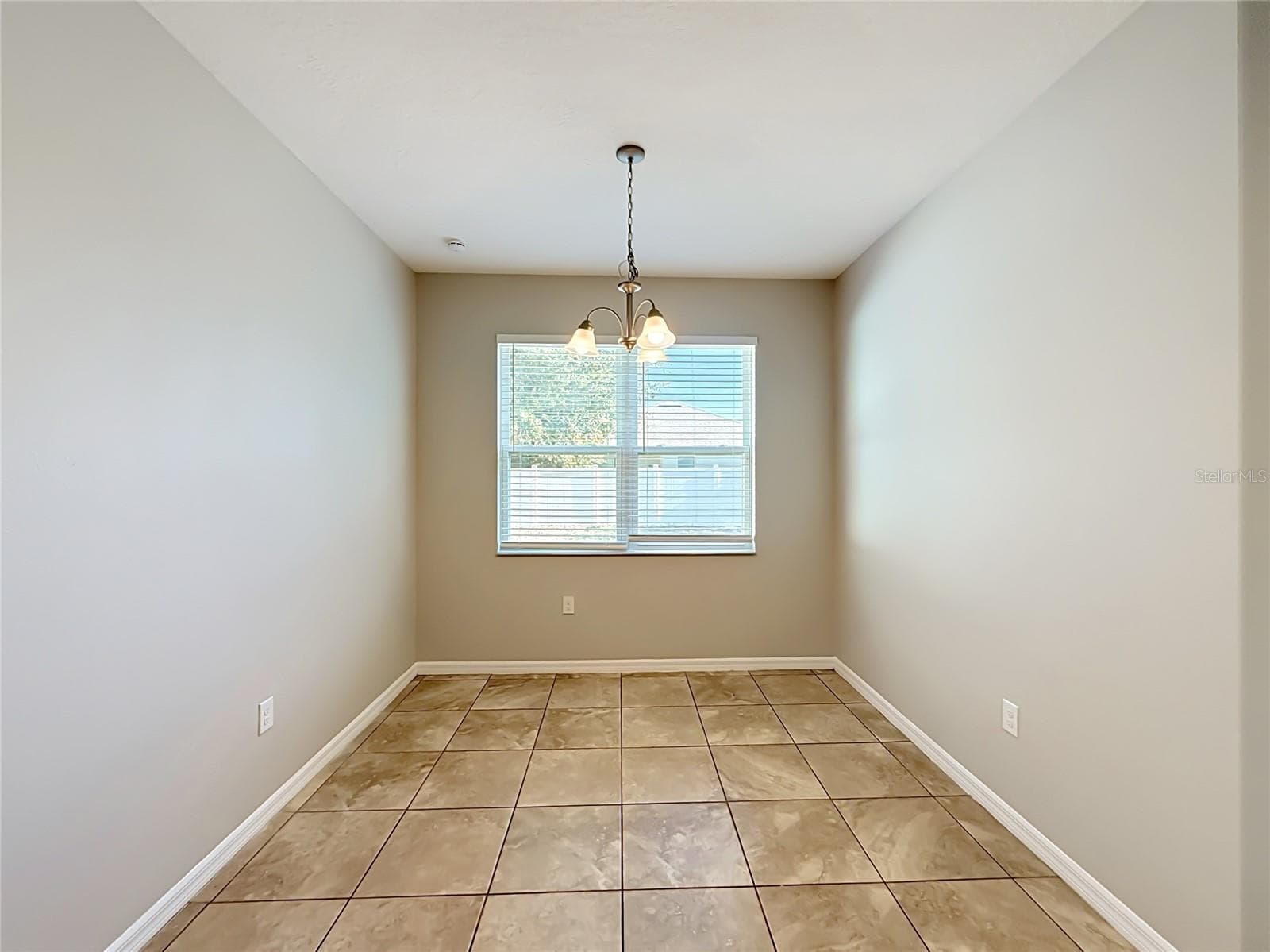Single Family Residence at 3319 BETHPAGE LOOP, MOUNT DORA, photo 8 of 44