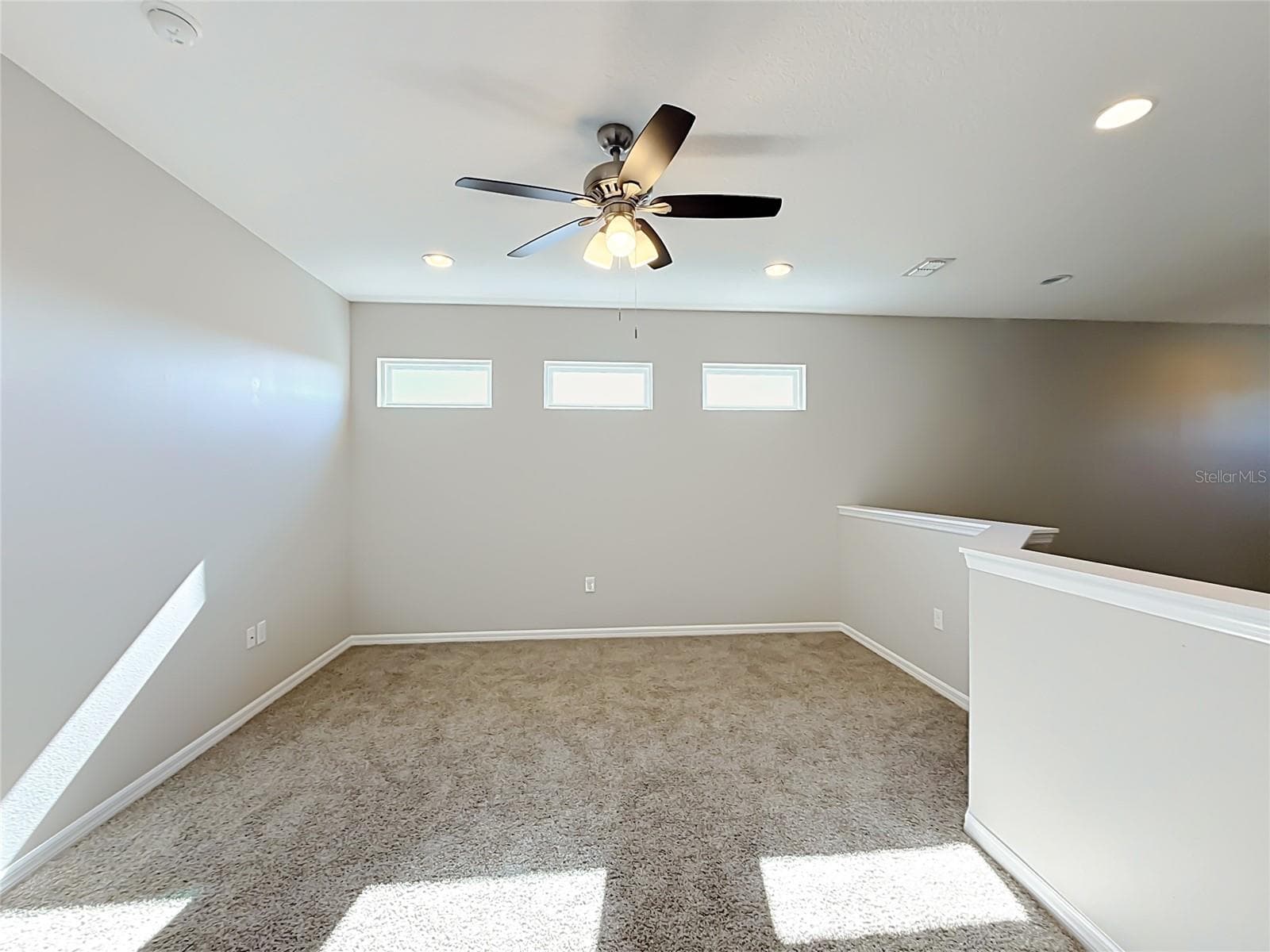 Single Family Residence at 3319 BETHPAGE LOOP, MOUNT DORA, photo 24 of 44