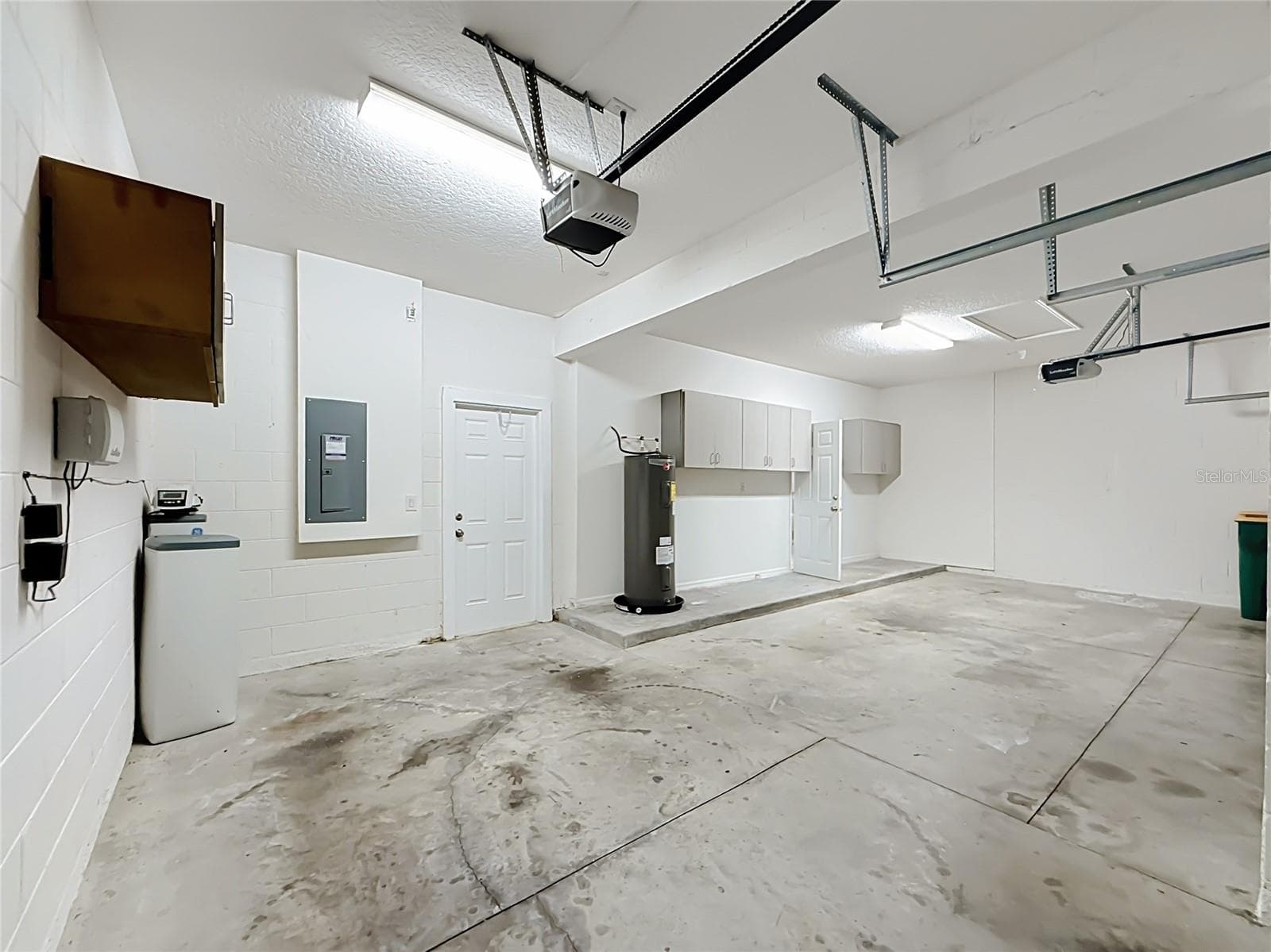 Single Family Residence at 3319 BETHPAGE LOOP, MOUNT DORA, photo 41 of 44