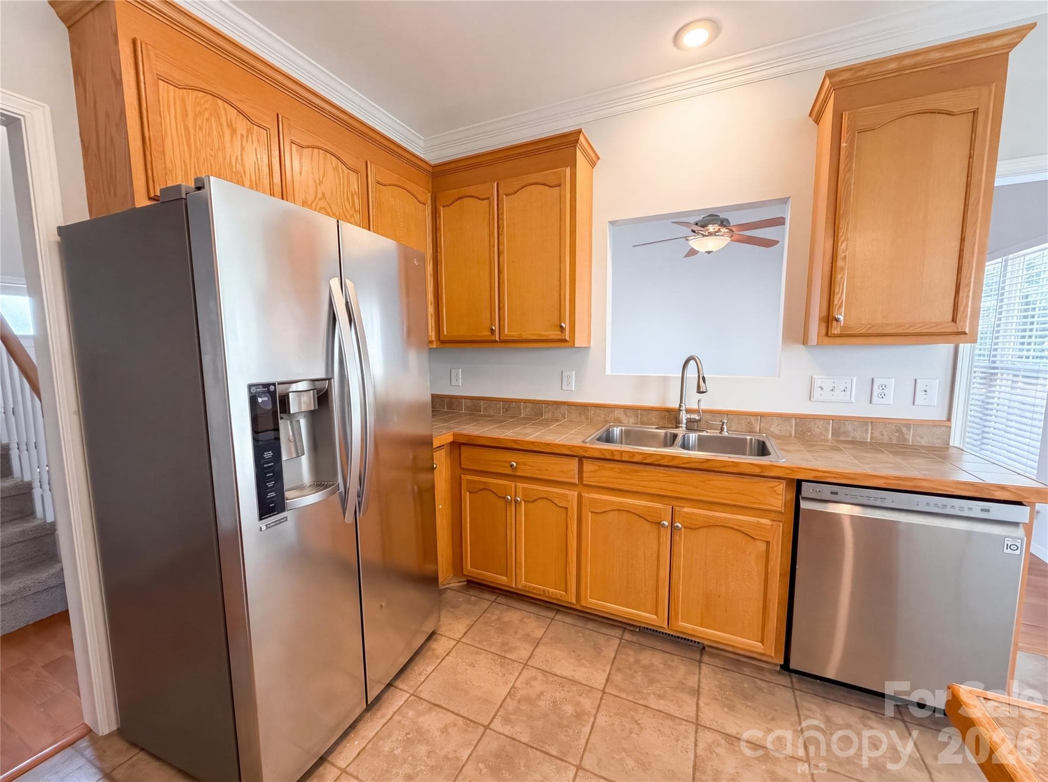 Single Family Residence at 209 Silver Birch Lane, Mount Holly, photo 8 of 19