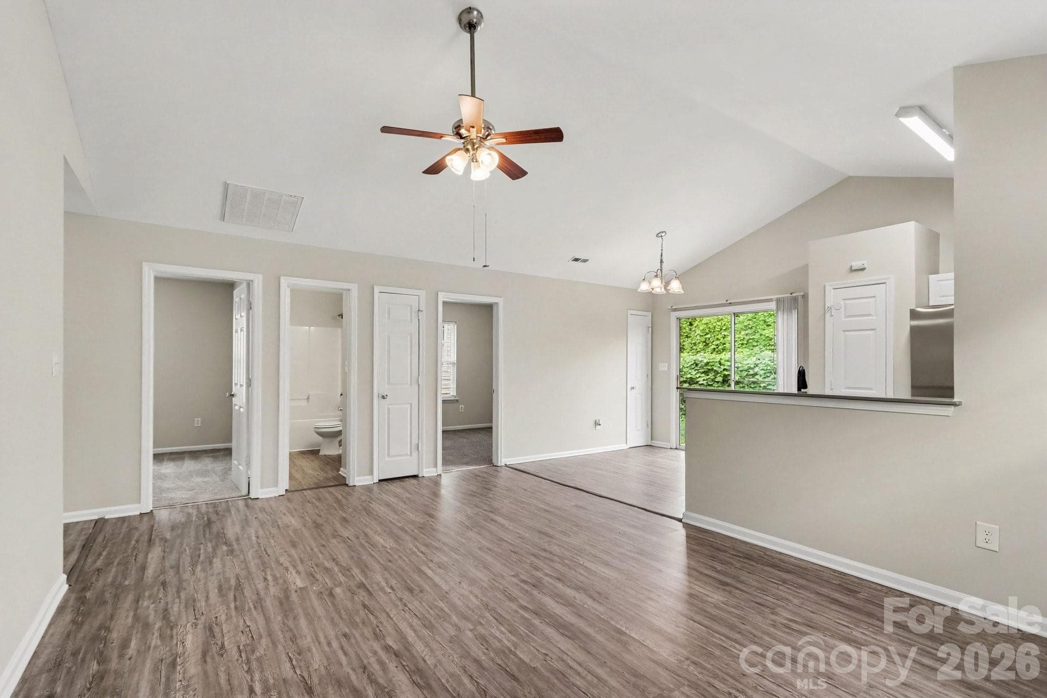 Single Family Residence at 1311 Braveheart Lane, Charlotte, photo 6 of 19