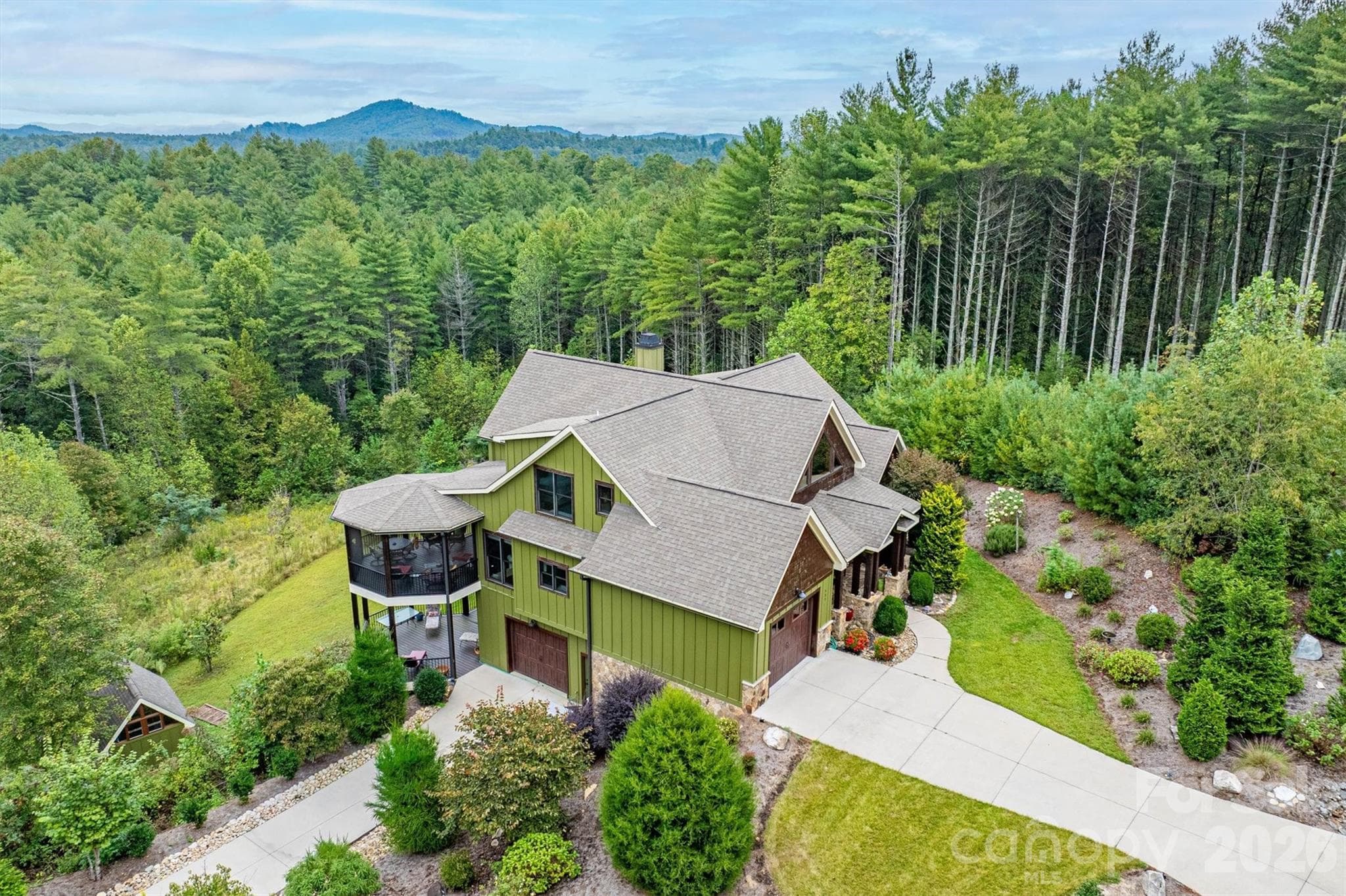 Single Family Residence at 5378 Oak Crest Lane, Lenoir, photo 12 of 94