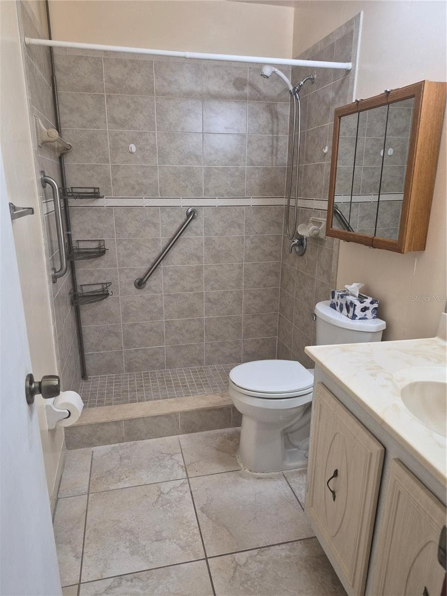 Bathroom - 2806 N POWERS DR #8, ORLANDO