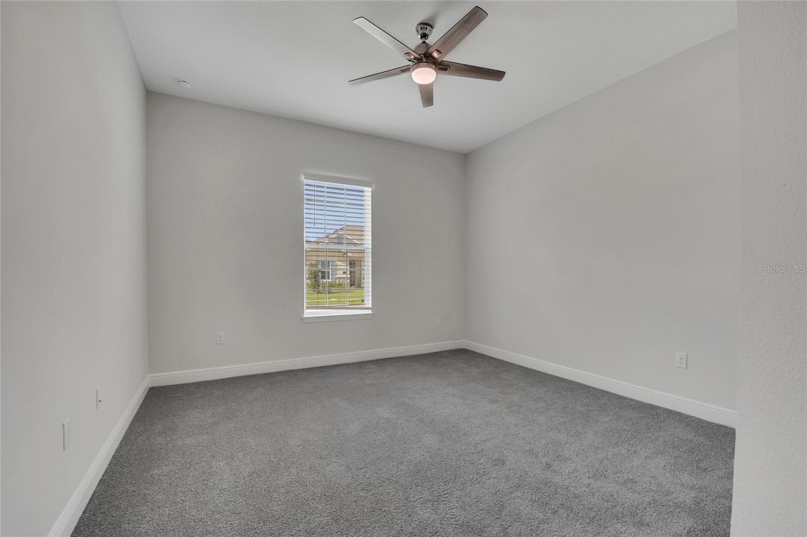 second bedroom - 19062 BLUELEAF ST, ORLANDO