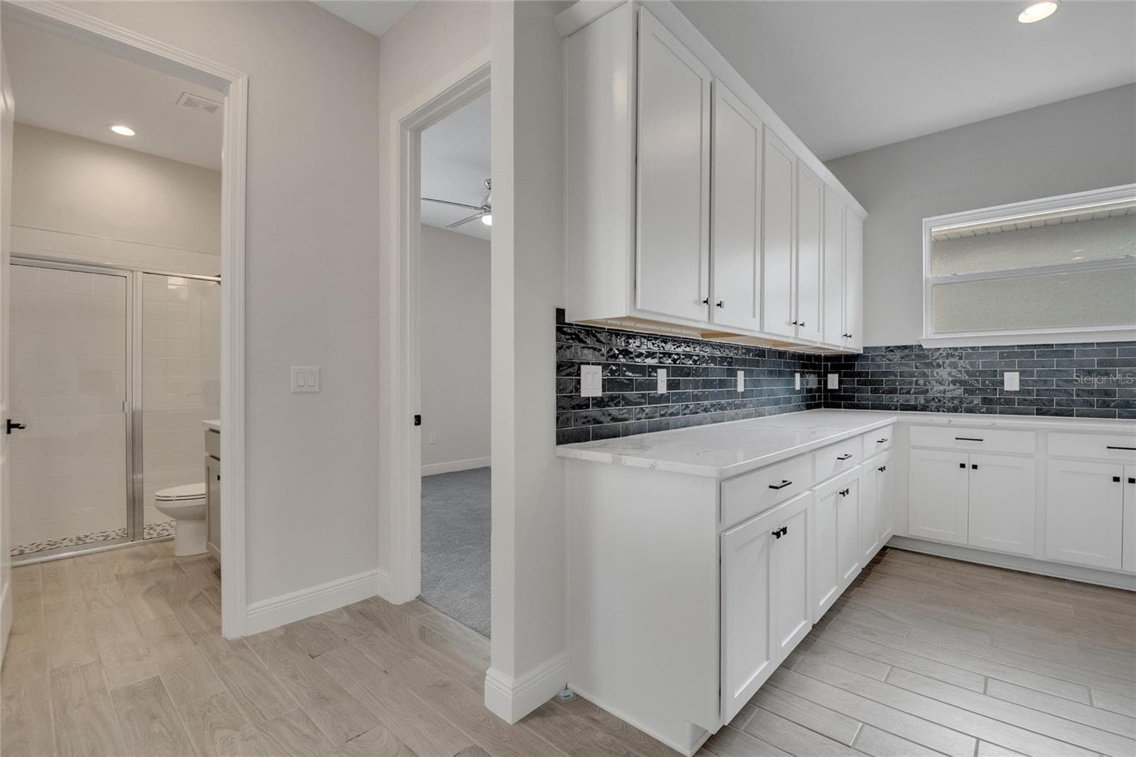 transition to bedroom - 19062 BLUELEAF ST, ORLANDO