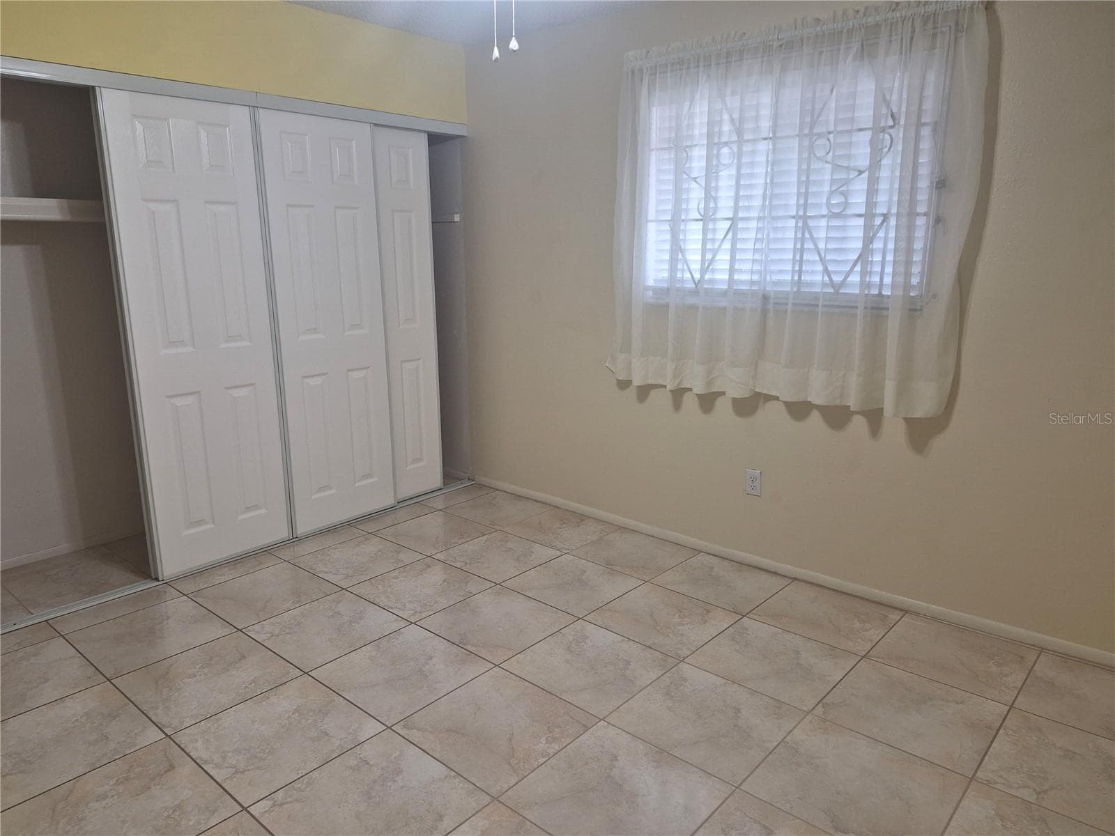 Second Bedroom - 2806 N POWERS DR #8, ORLANDO