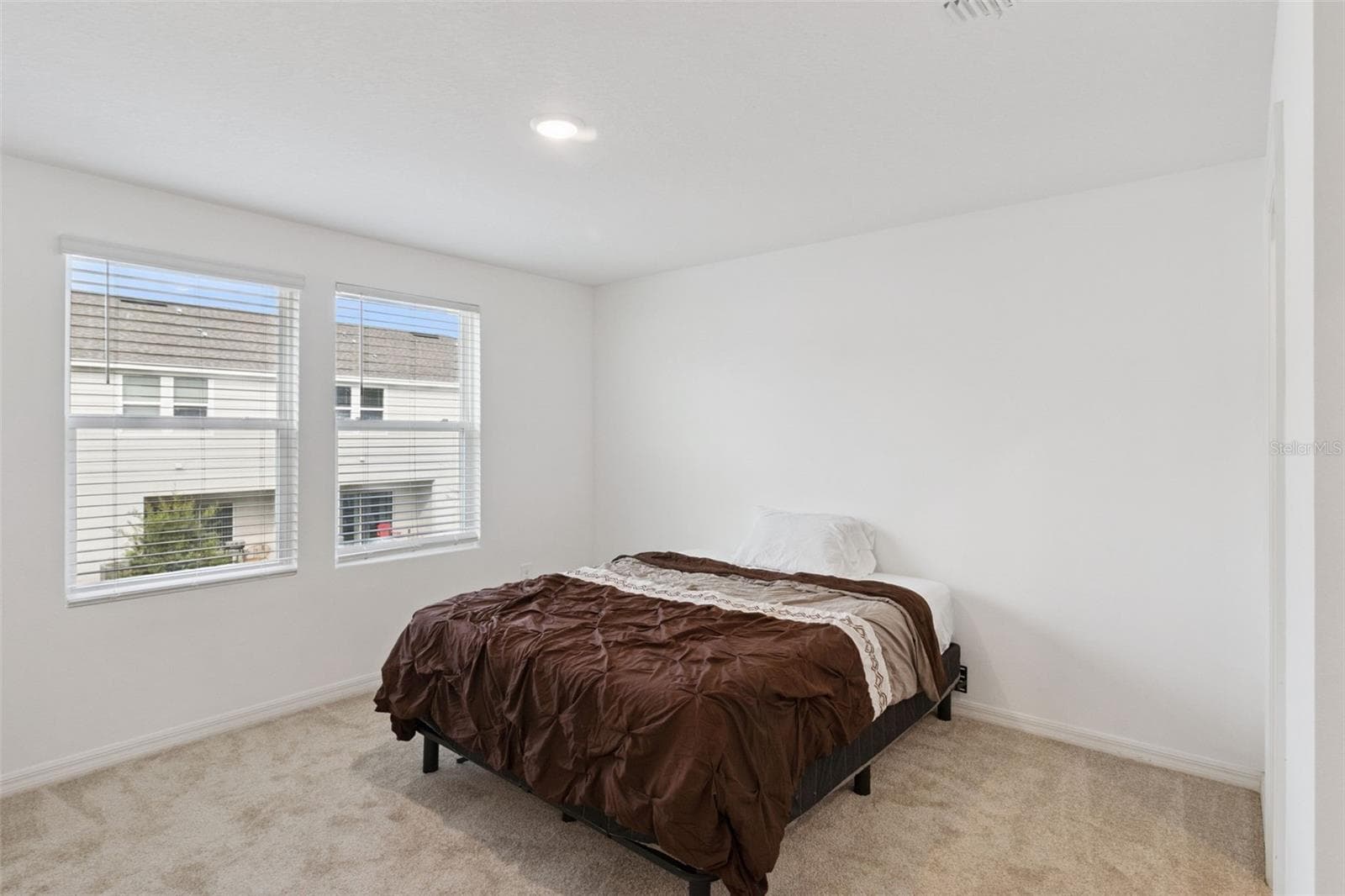 Townhouse at 2251 PORTRAIT ST, POINCIANA, photo 20 of 36