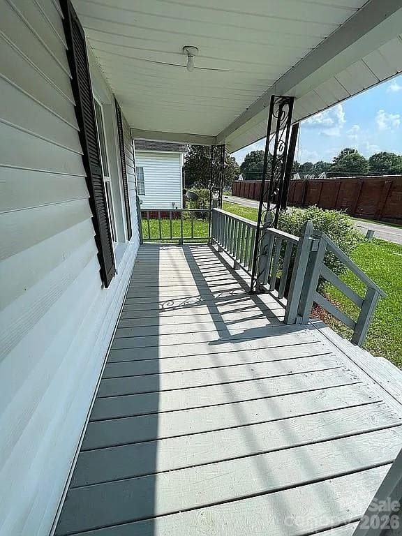 Single Family Residence at 23 Selma Drive, Mooresville, photo 9 of 29