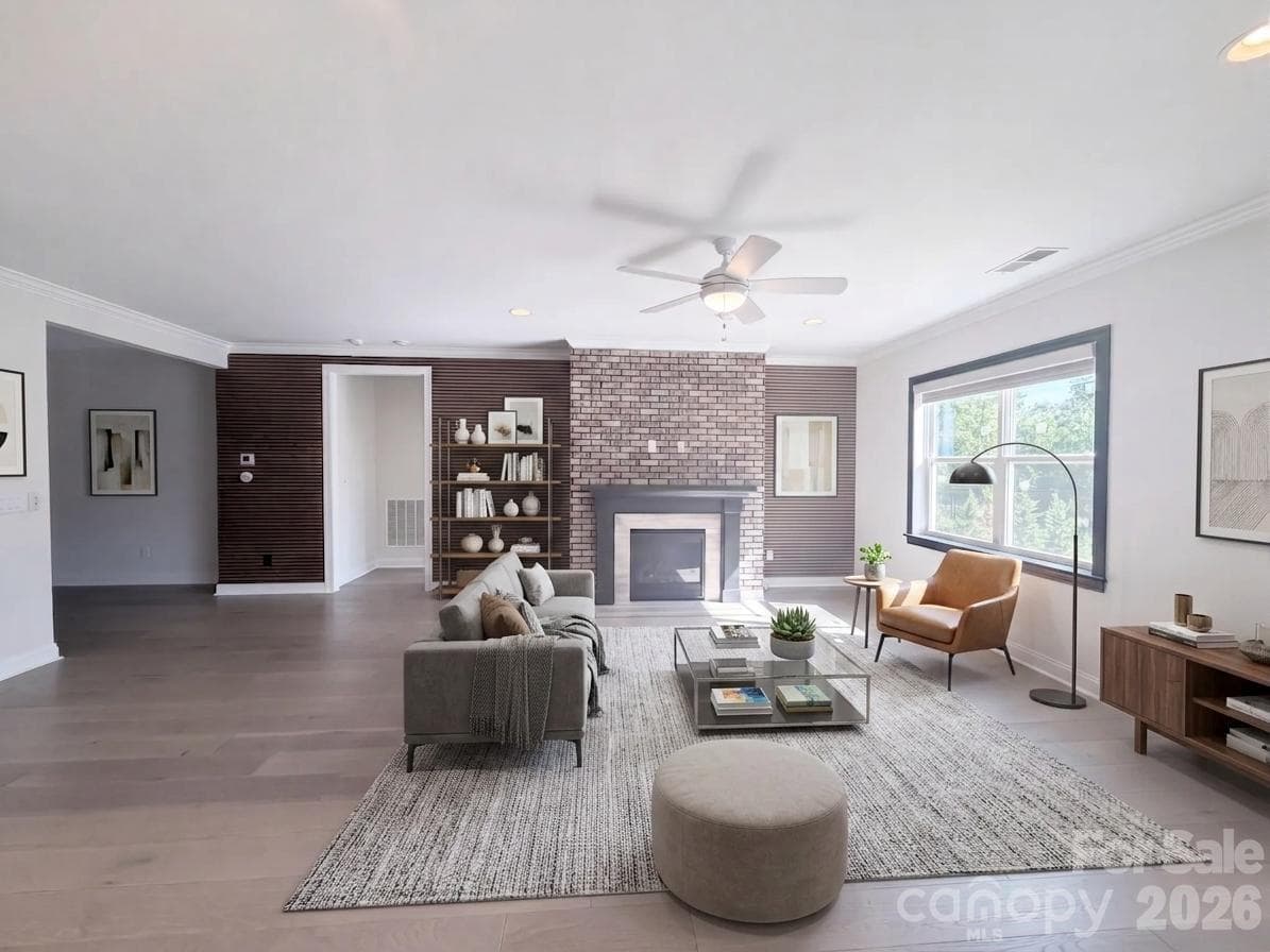 Single Family Residence at 5989 Pier Drive, Denver, photo 2 of 19