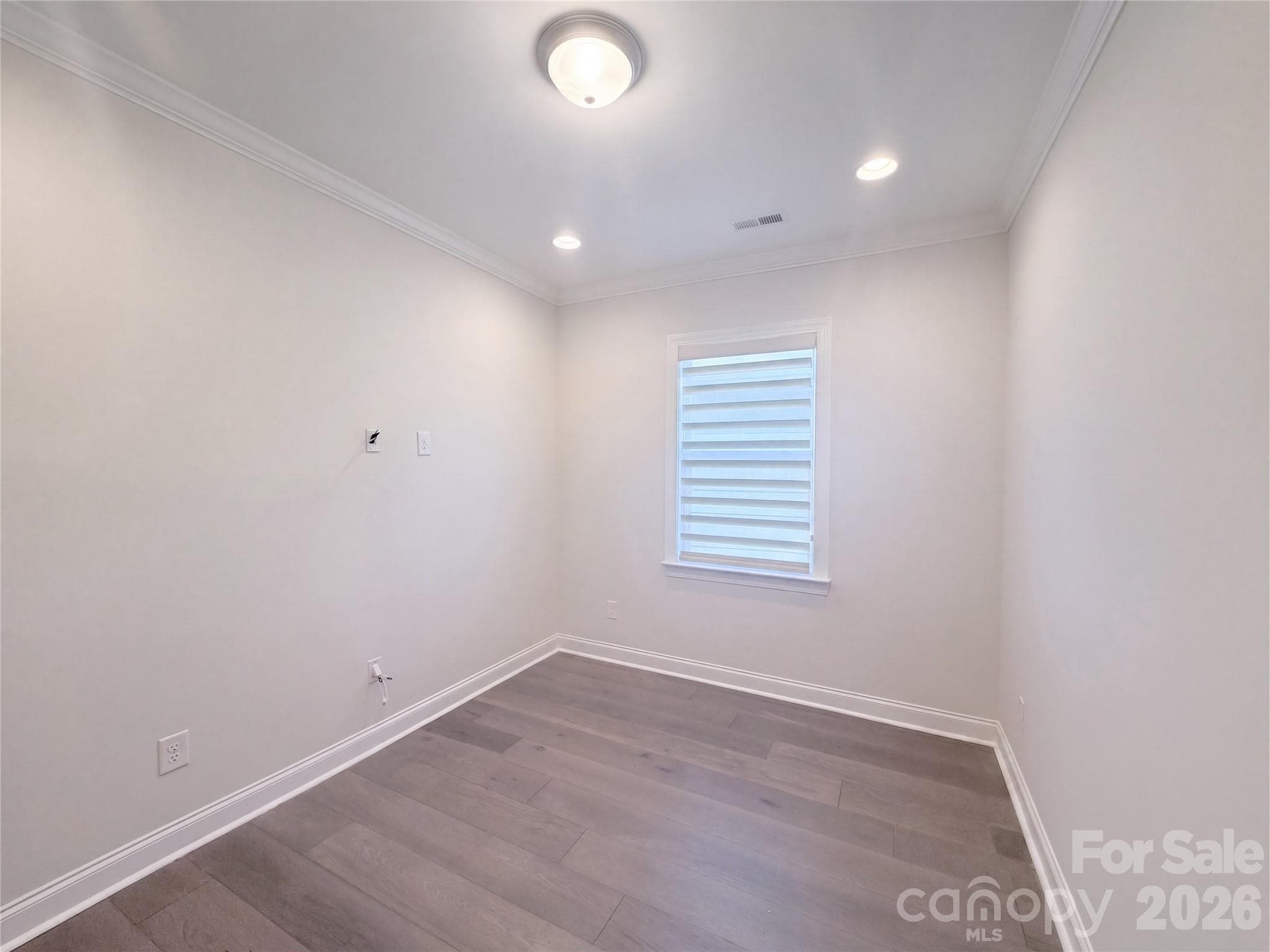 Single Family Residence at 5989 Pier Drive, Denver, photo 12 of 19