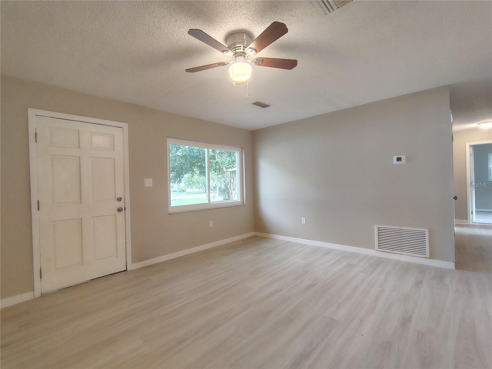 Living Room - 904 HICKORY AVE, FRUITLAND PARK