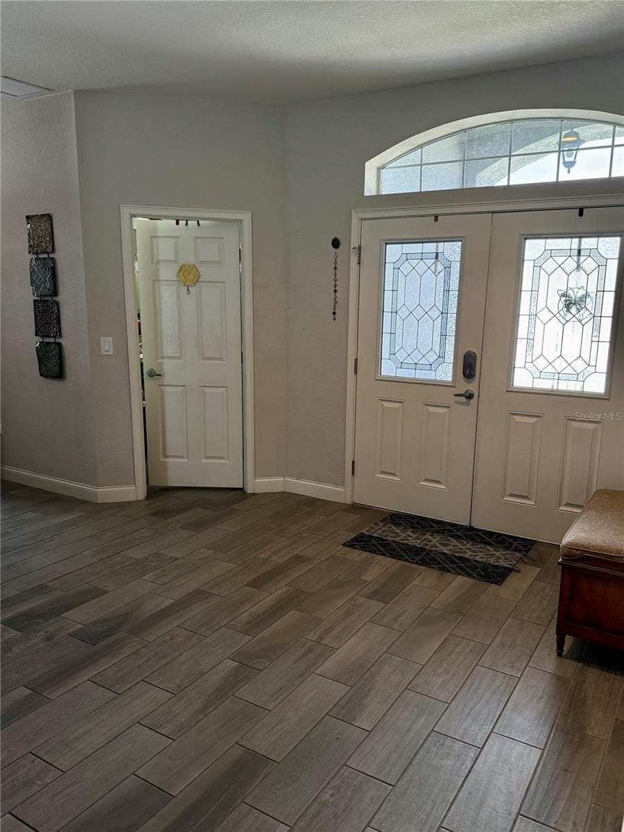 Entryway - 3339 PEARLY DR, LAKELAND