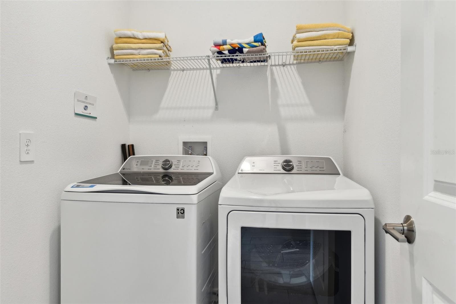 Laundry room - 9266 SOMMERSET HILLS DR, DAVENPORT