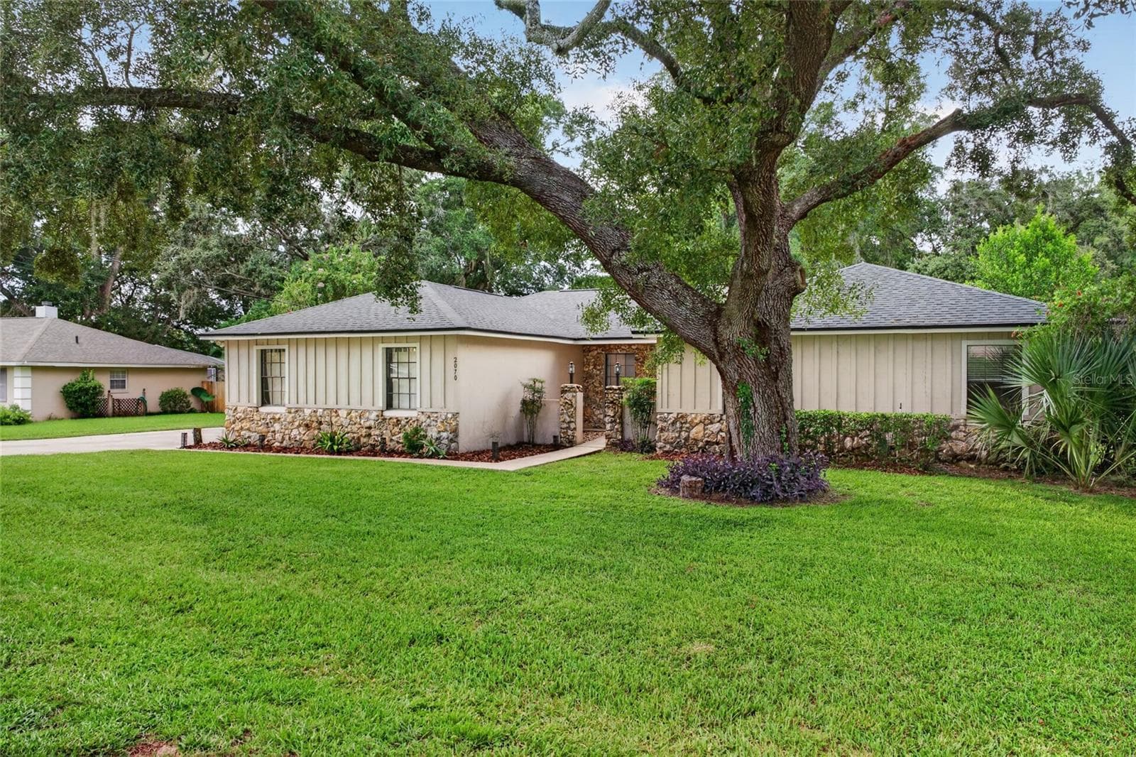 Single Family Residence at 2070 SE 50TH TER, OCALA, photo 2 of 34