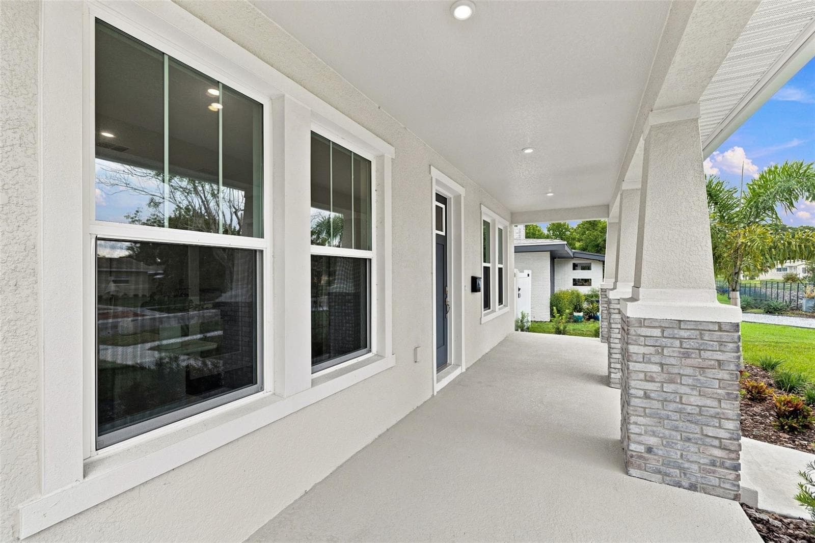 Single Family Residence at 5633 DARTMOUTH AVE N, ST PETERSBURG, photo 38 of 44