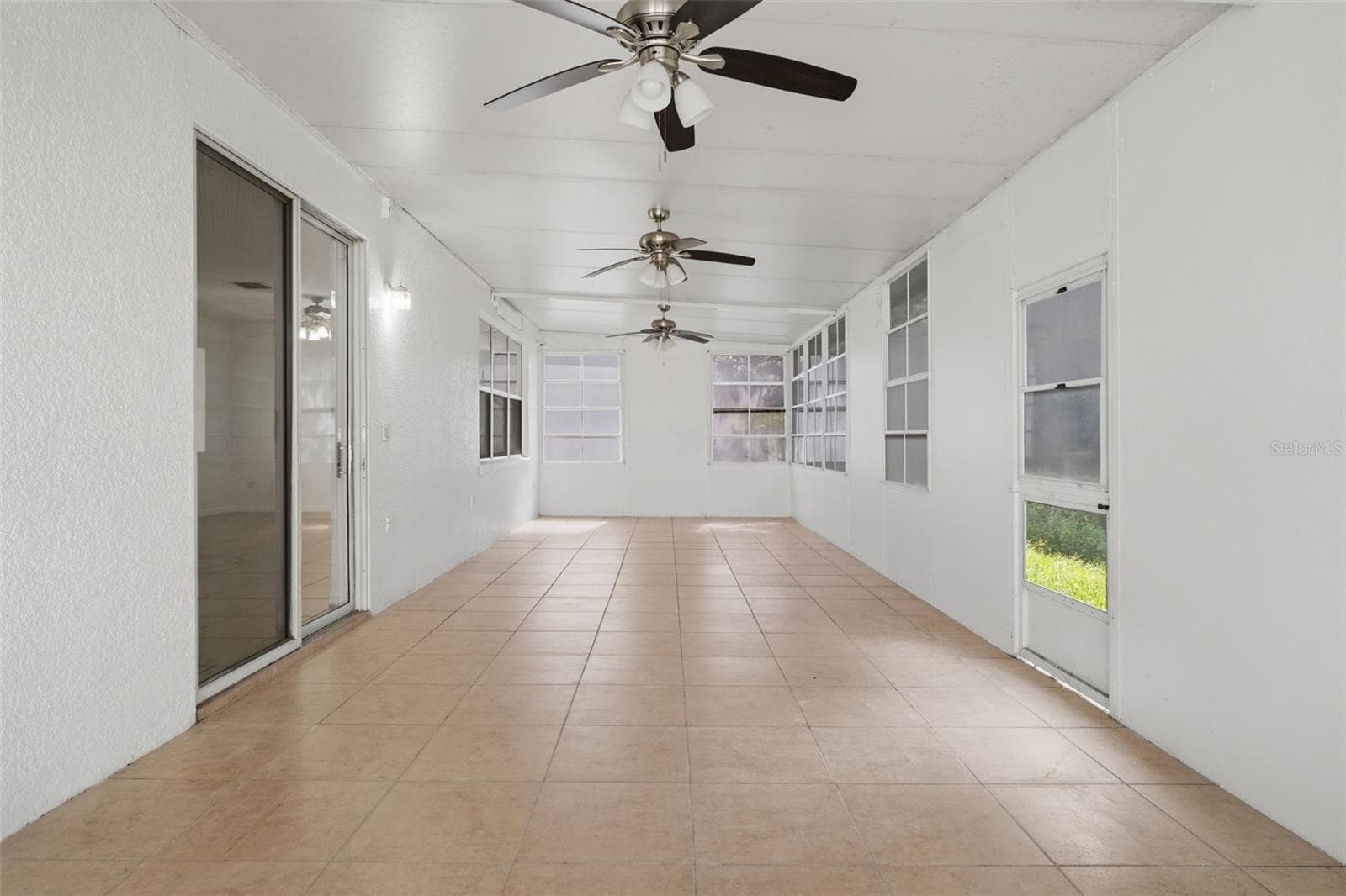 Single Family Residence at 2830 PAYNES PRAIRIE CIR, KISSIMMEE, photo 33 of 42