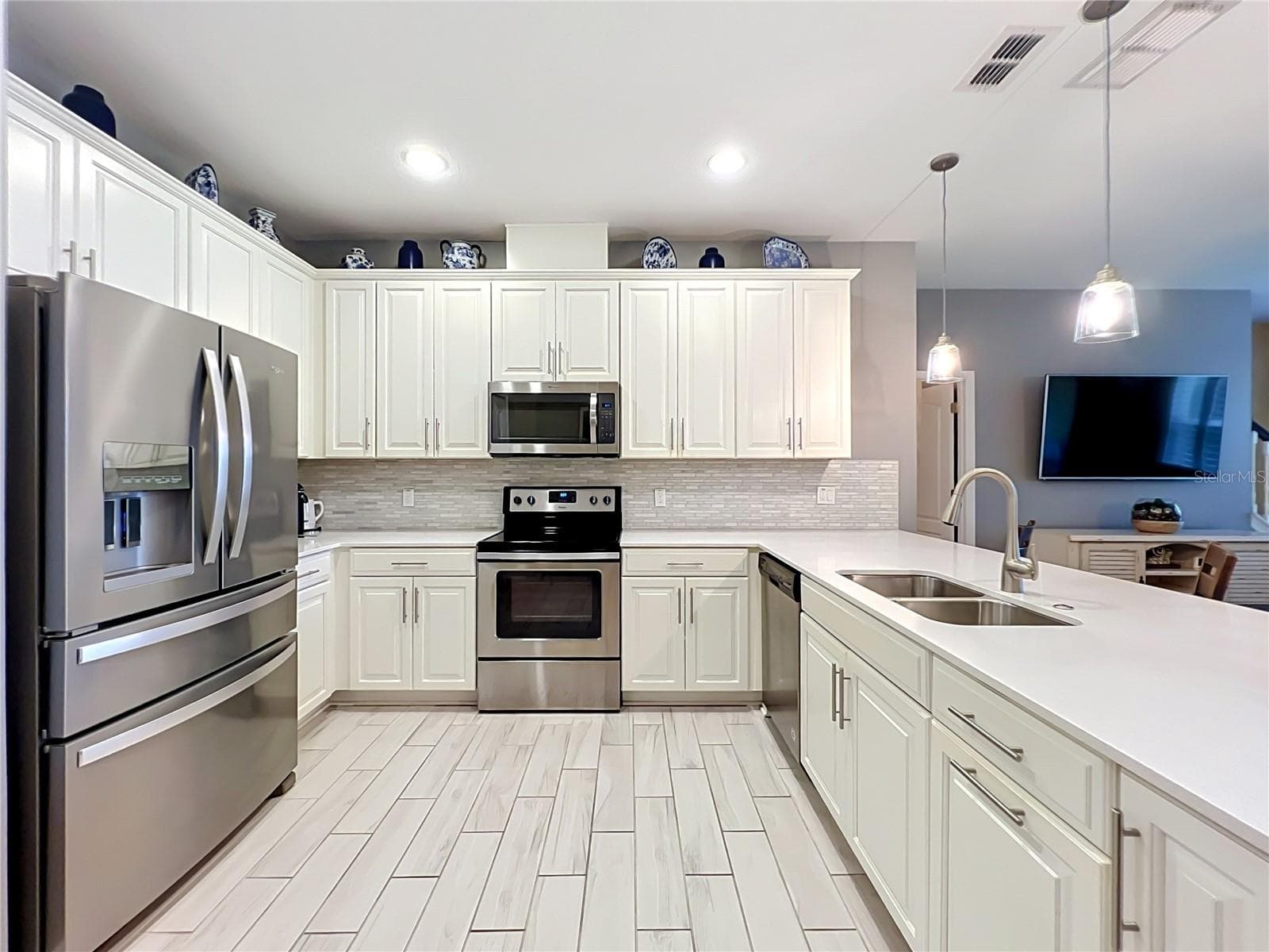 Townhouse at 17457 CHATEAU PINE WAY, CLERMONT, photo 13 of 79